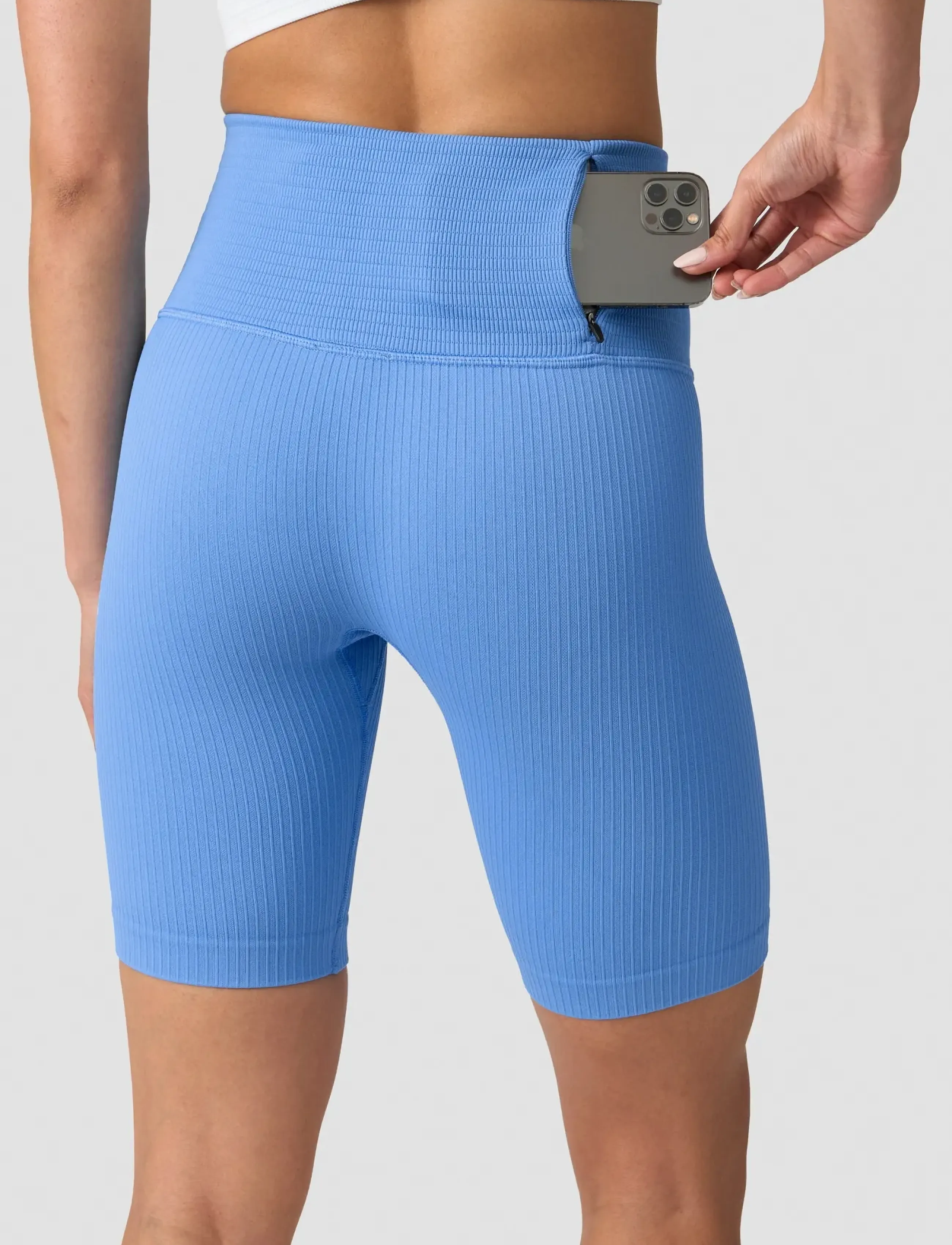 ICANIWILL - Ribbed Define Seamless Pocket Biker Shorts - 1/2 længde - pacific blue - 3