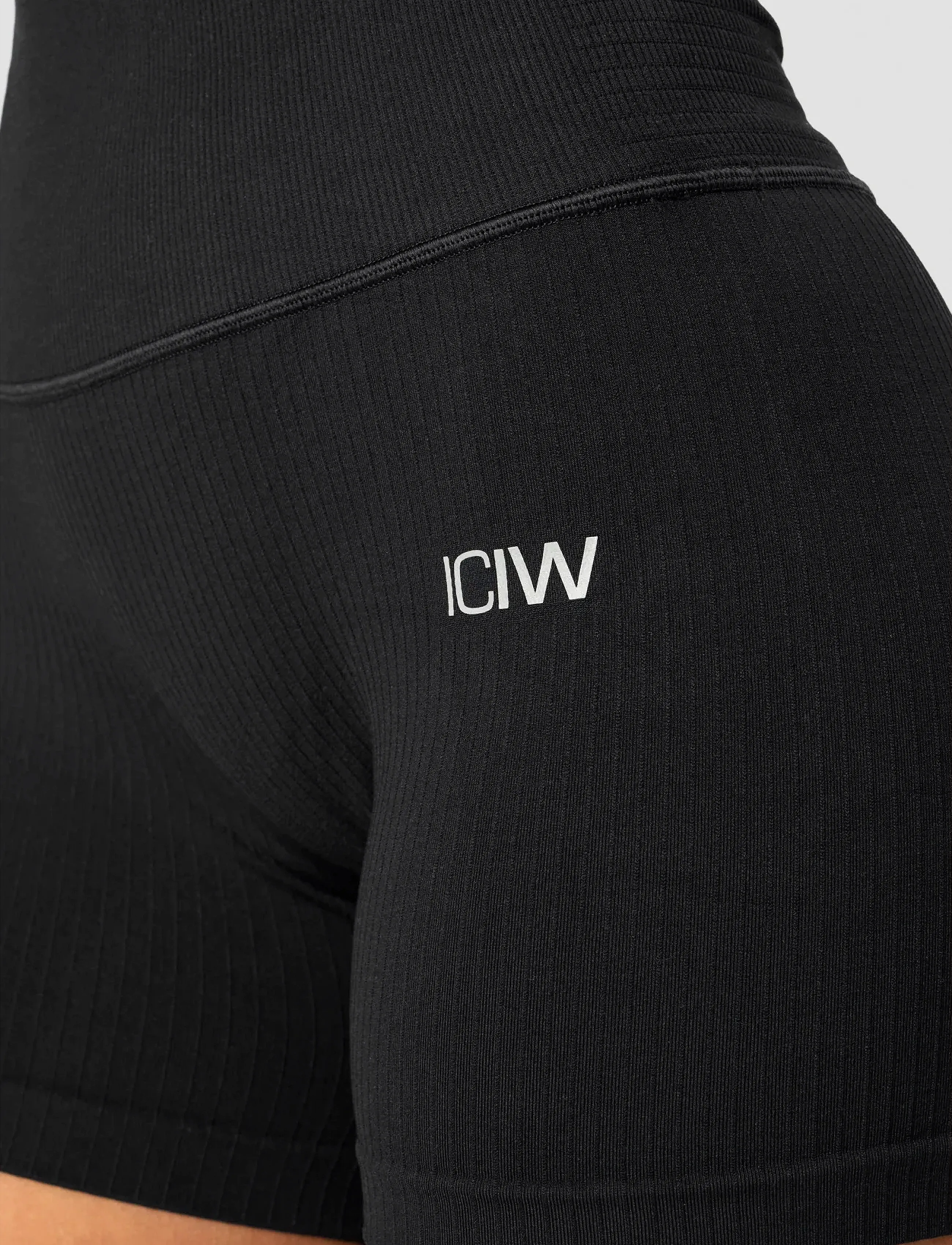 ICANIWILL - Ribbed Define Seamless Pocket Shorts - lühikesed püksid - black - 4