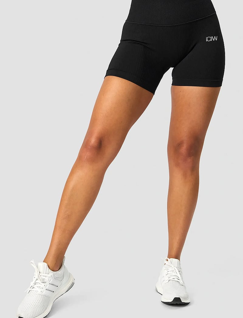 ICANIWILL - Ribbed Define Seamless Pocket Shorts - treningstights - black - 0