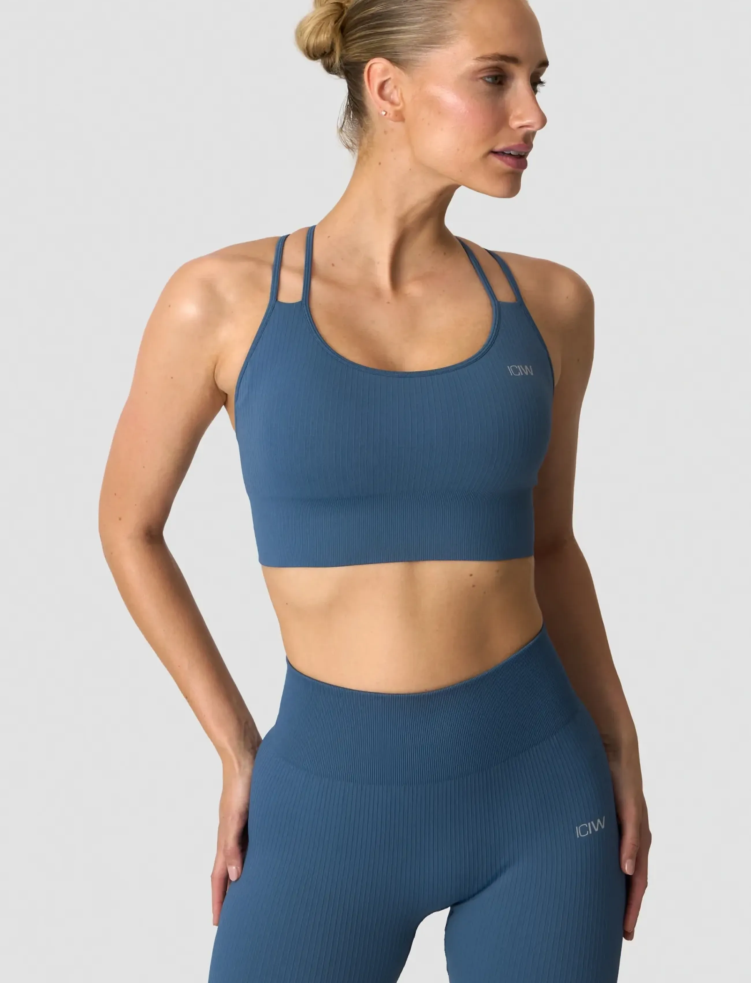 ICANIWILL - Ribbed Define Seamless Sports Bra - laveste priser - dusty twilight blue - 4