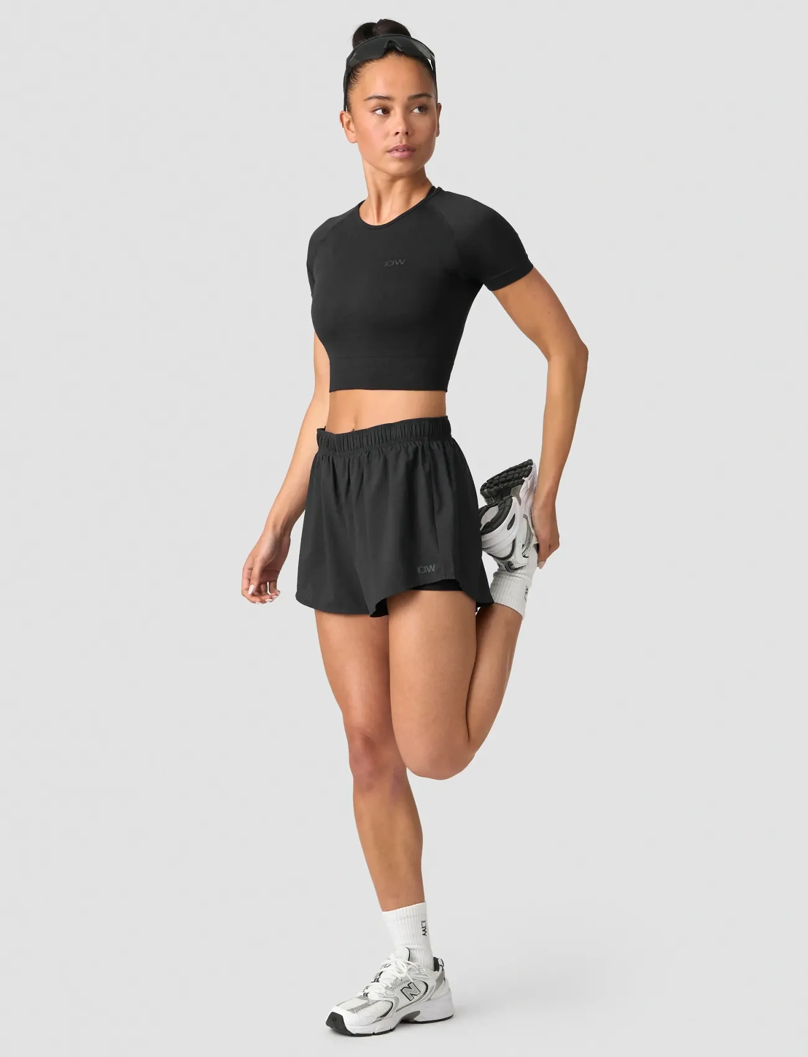 ICANIWILL - Define Seamless Cropped T-shirt - laveste priser - black/black - 3