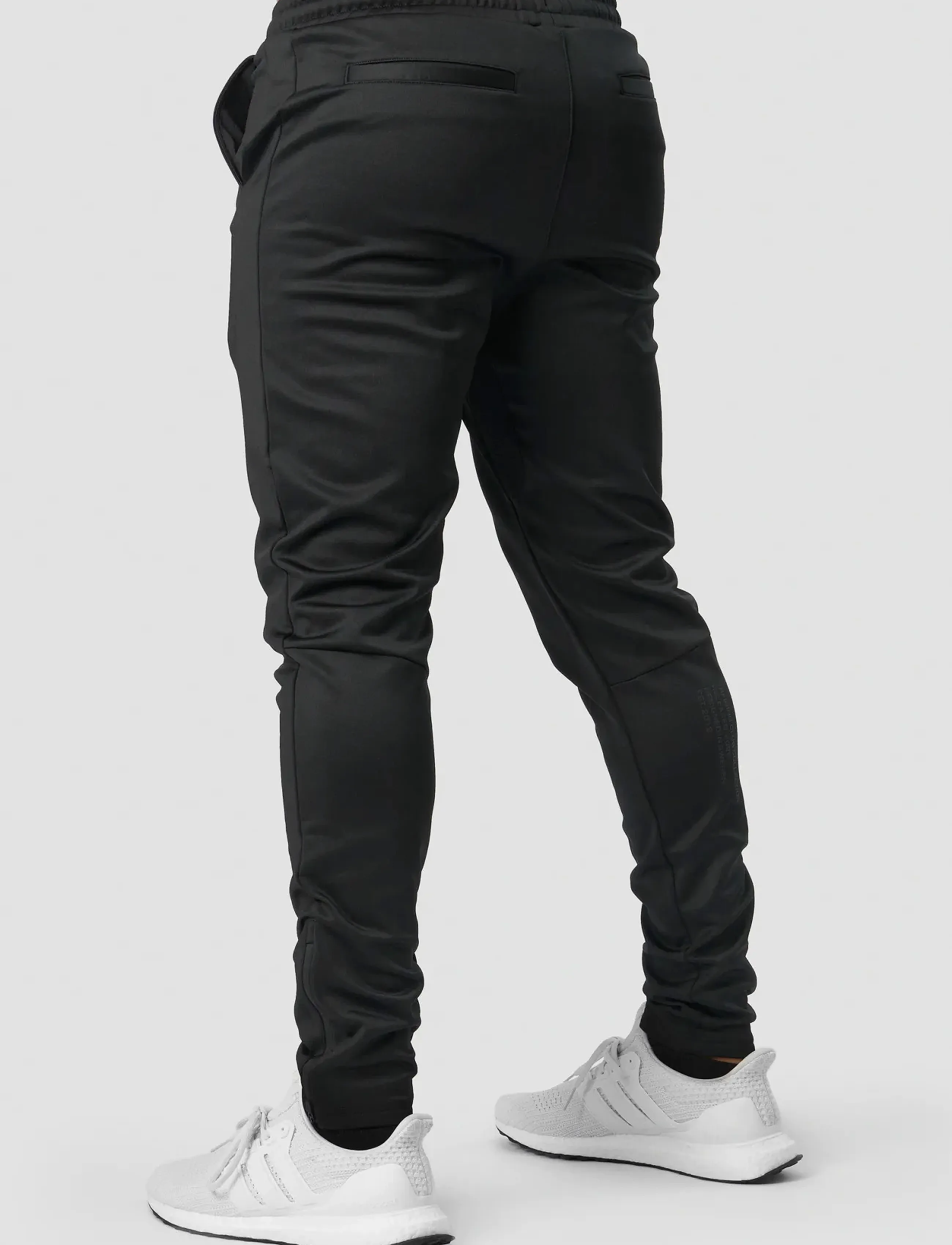 ICANIWILL - Training Club Warm Up Pants - black - 3