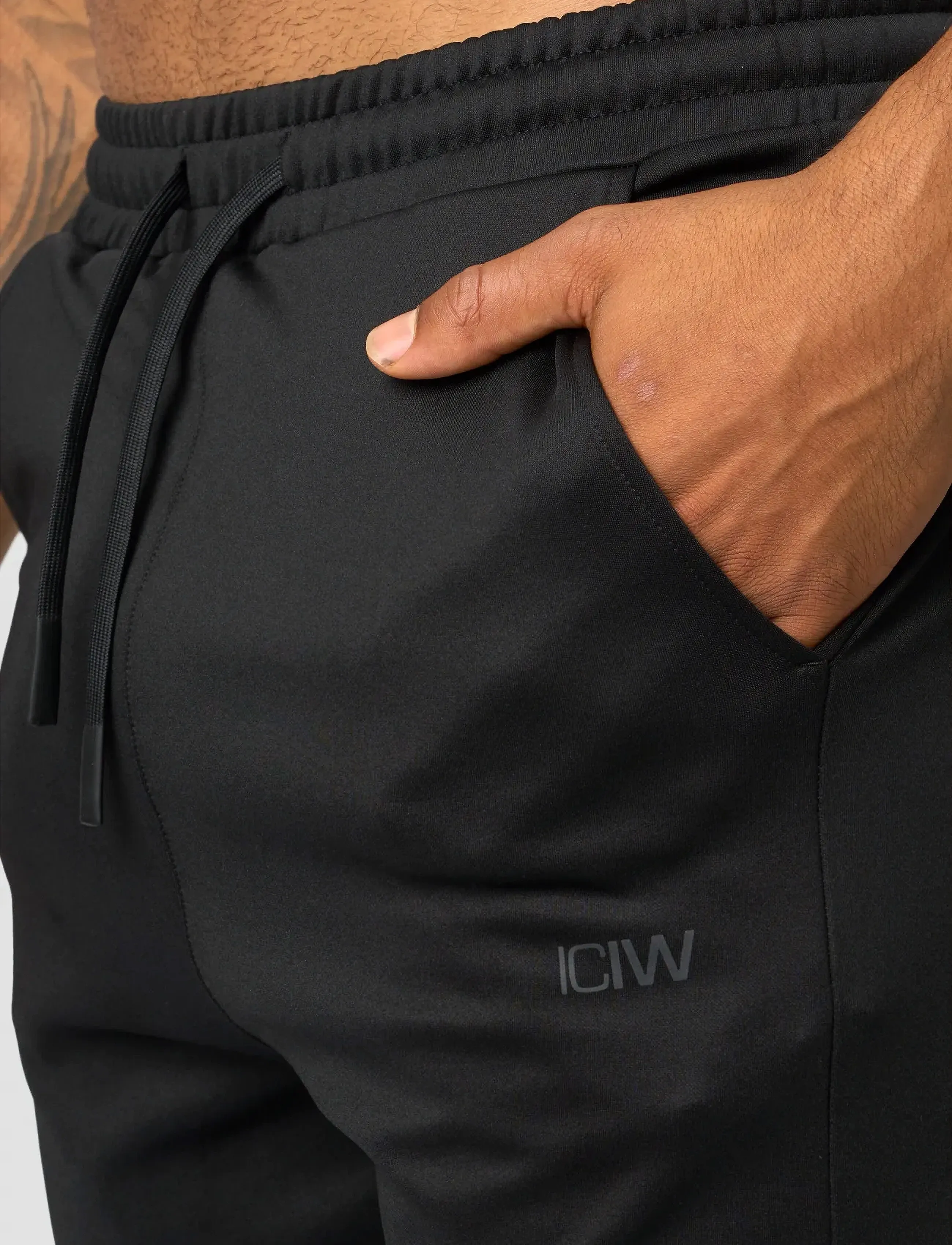 ICANIWILL - Training Club Warm Up Pants - black - 4