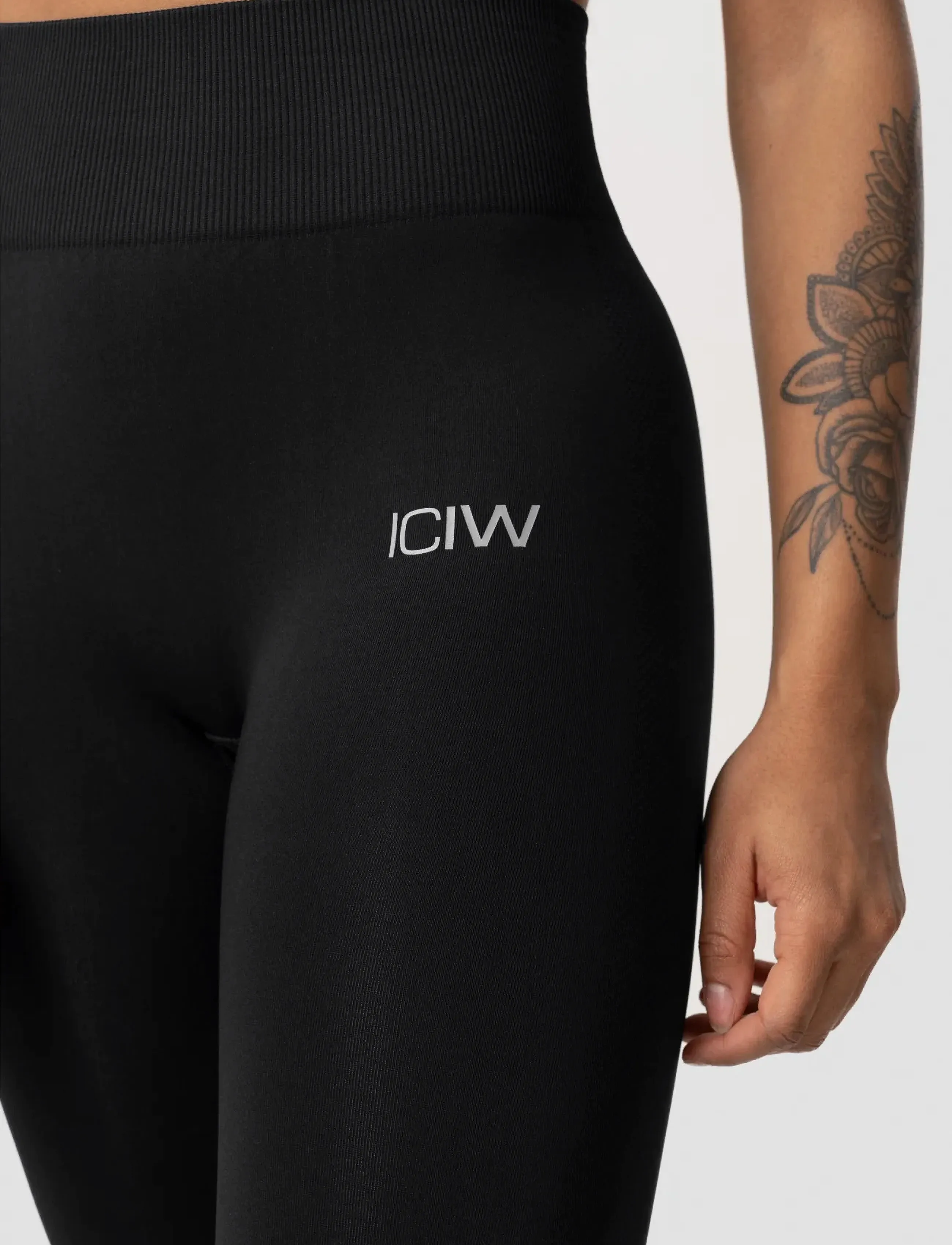 ICANIWILL - Define Seamless Tights - seamless tights - black - 4