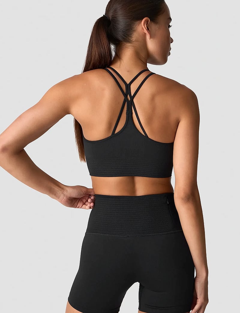 ICANIWILL - Define Seamless Sports Bra - low support - black - 4
