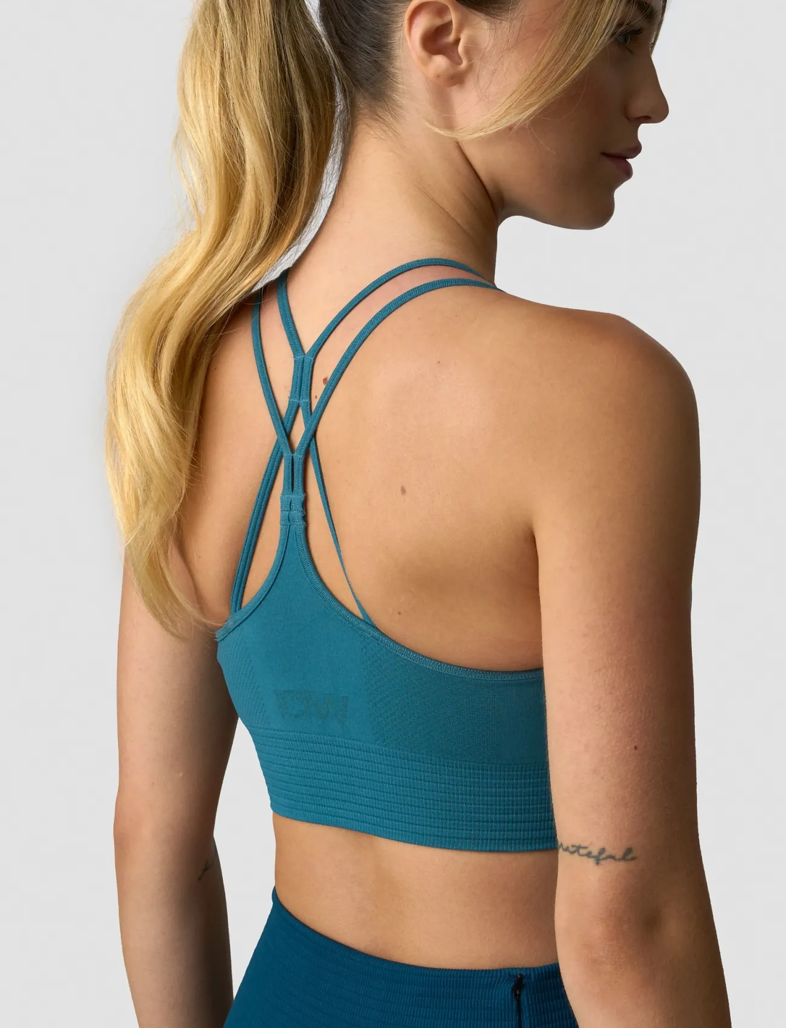 ICANIWILL - Define Seamless Sports Bra - sports bh'er: lav støtte - light faded teal - 4
