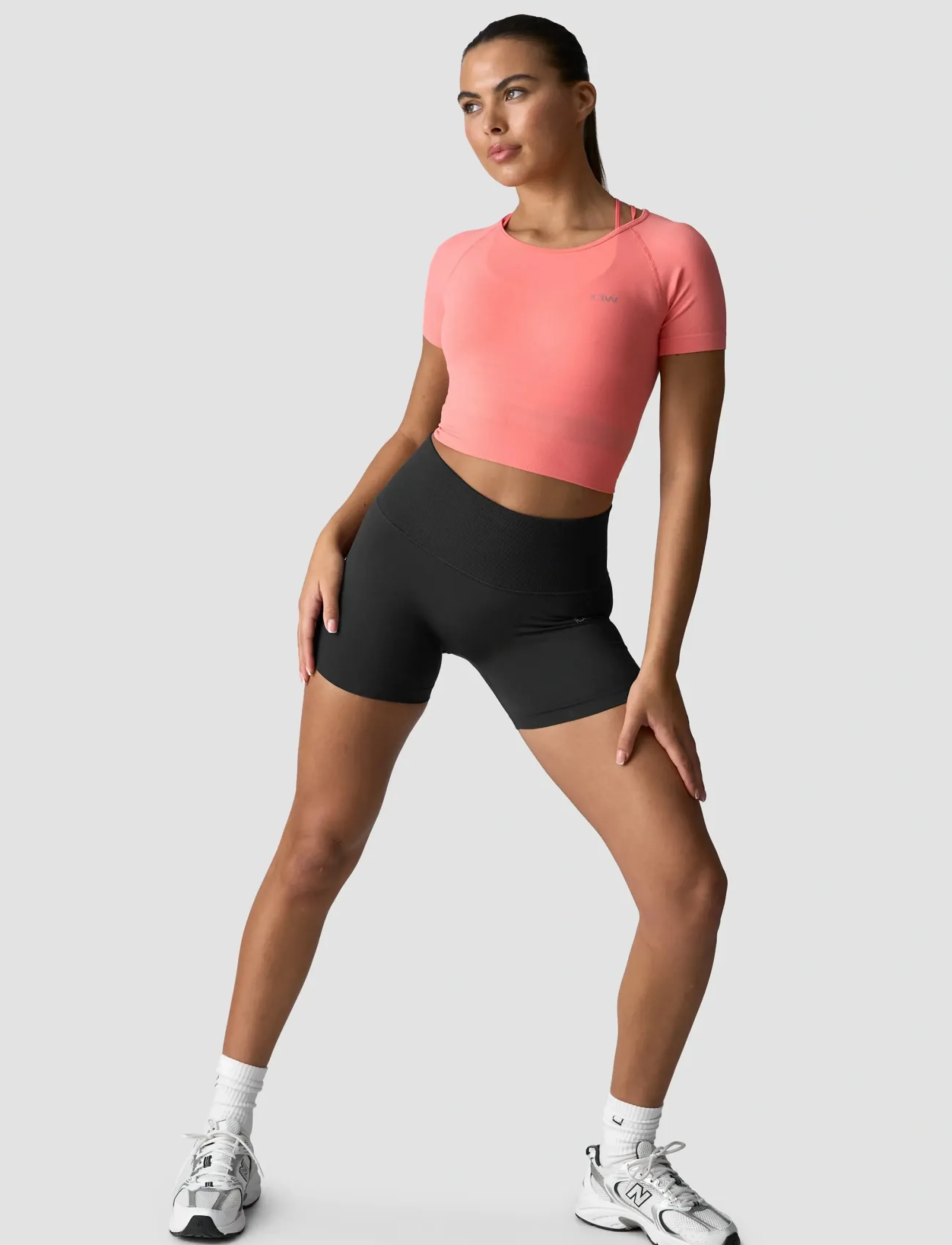 ICANIWILL - Define Seamless Cropped T-shirt W - laveste priser - light pink peach - 5