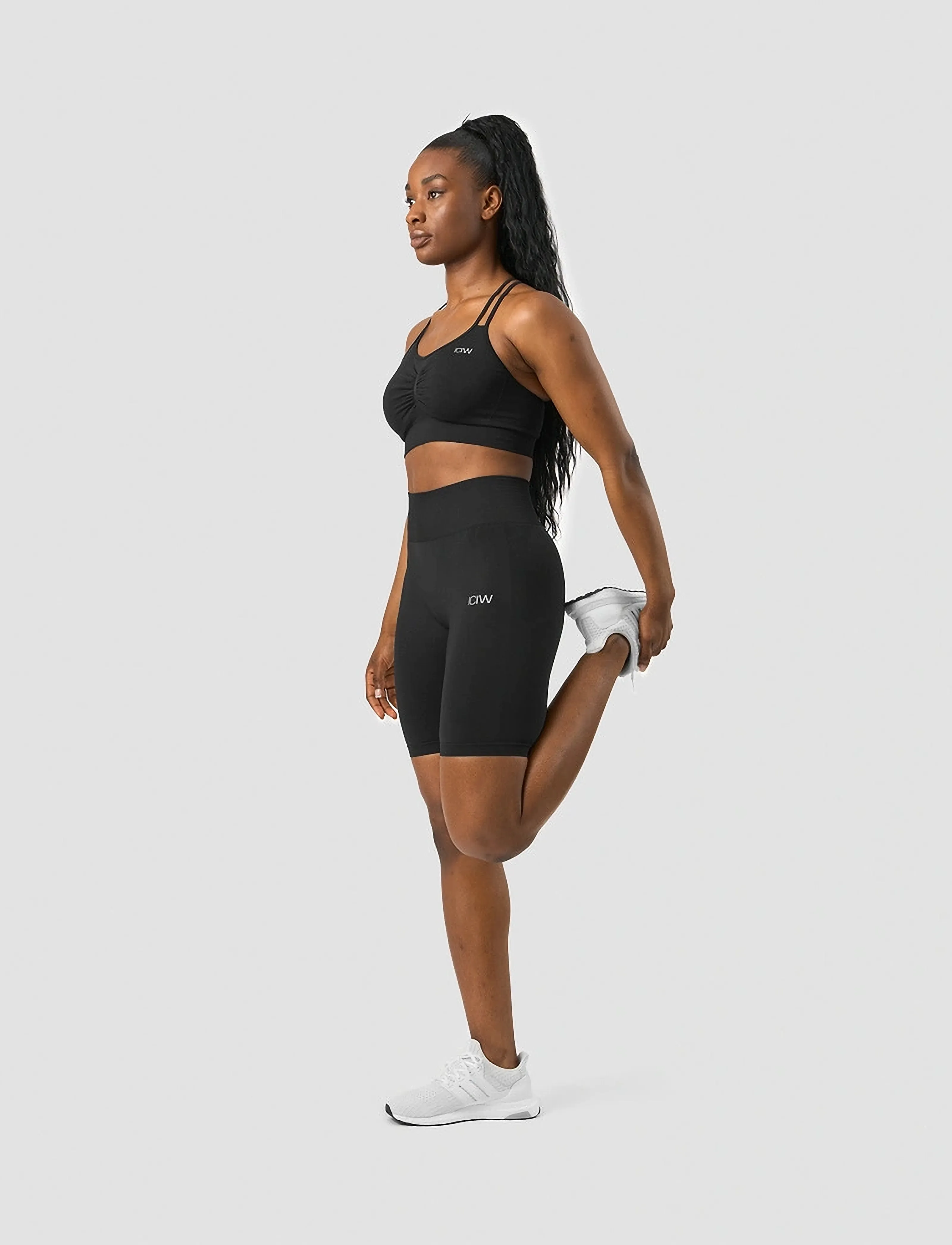 ICANIWILL Define Seamless Biker Shorts dam – bild 3