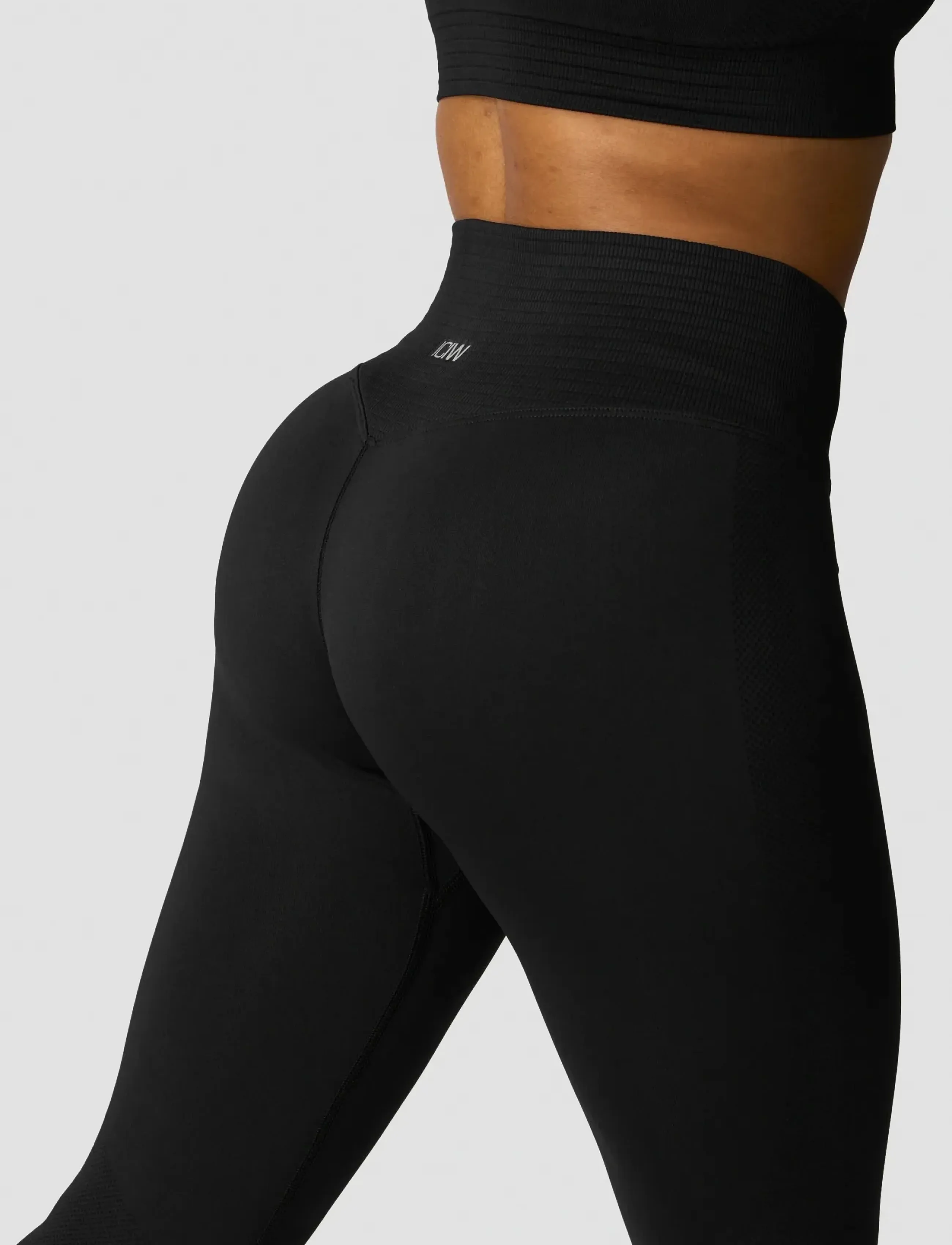 ICANIWILL - Define Seamless V-shape Tights - black - 4