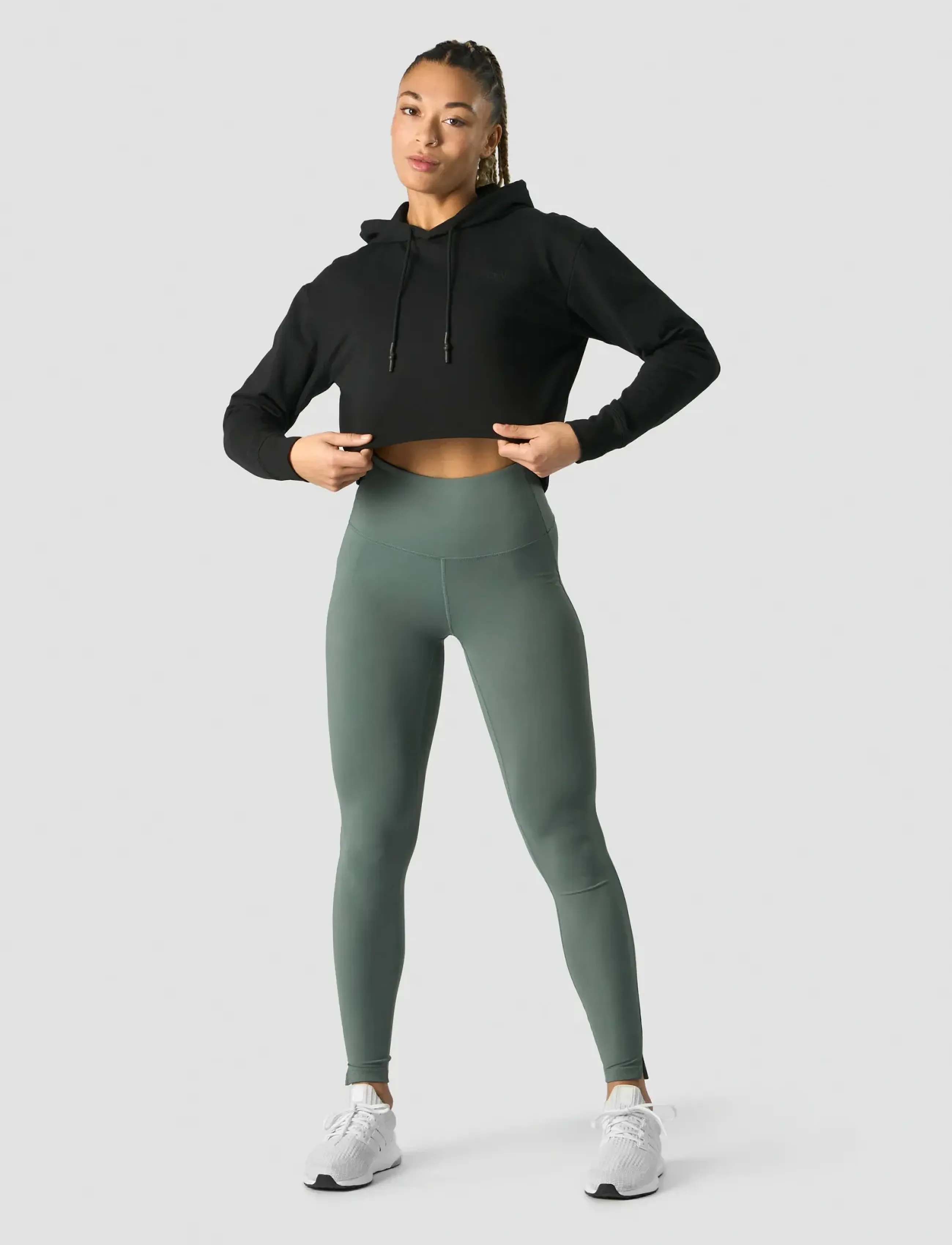 ICANIWILL - Stride Cropped Hoodie Wmn - kapuutsiga dressipluusid - black - 5