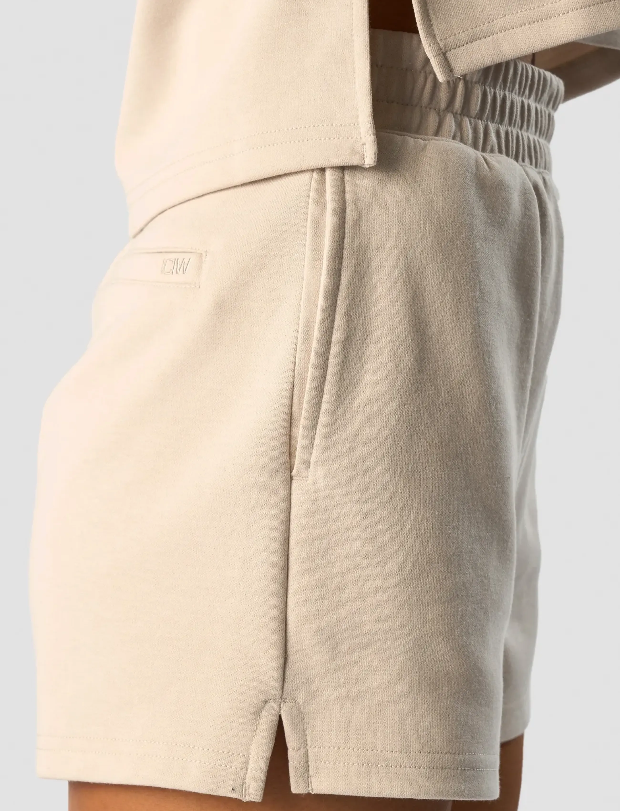 ICANIWILL - Revive Heavy Shorts Wmn - sweatshorts - beige - 3