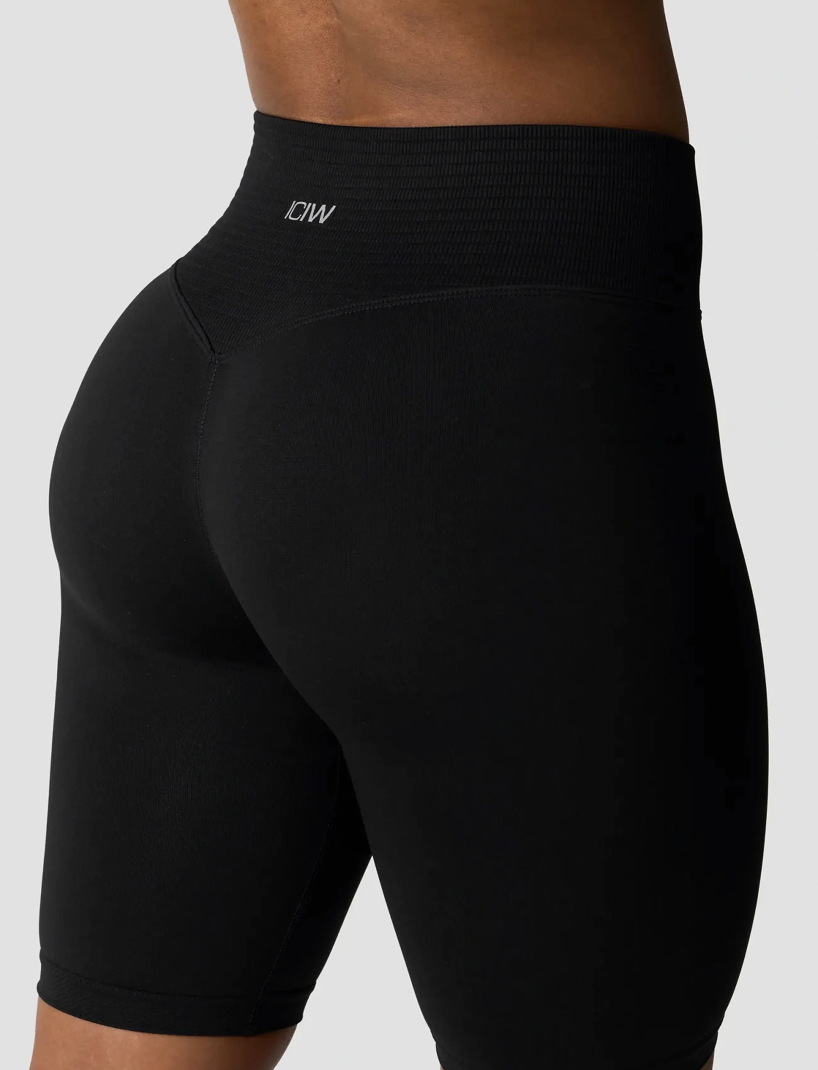 ICANIWILL Define Seamless V-Shape Biker Shorts W, Kvinder, Højtaljede Sømløse Cykelshorts, Sort, Str: L