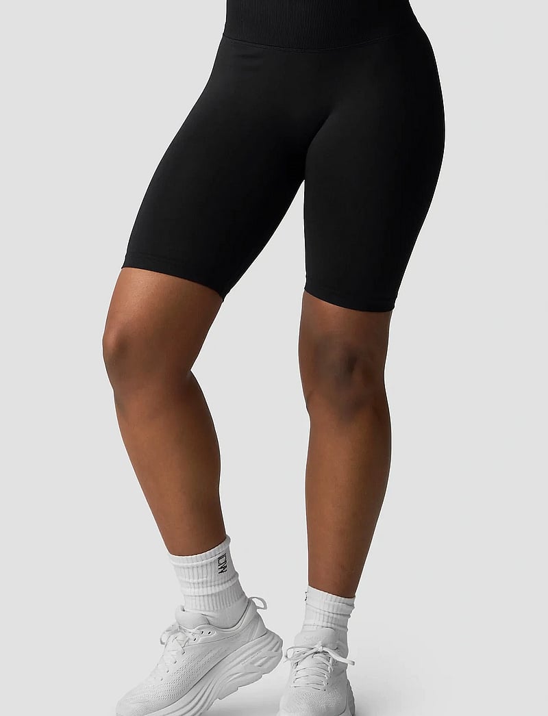 ICANIWILL - Define Seamless V-shape Biker Shorts W - bikershorts - black - 5