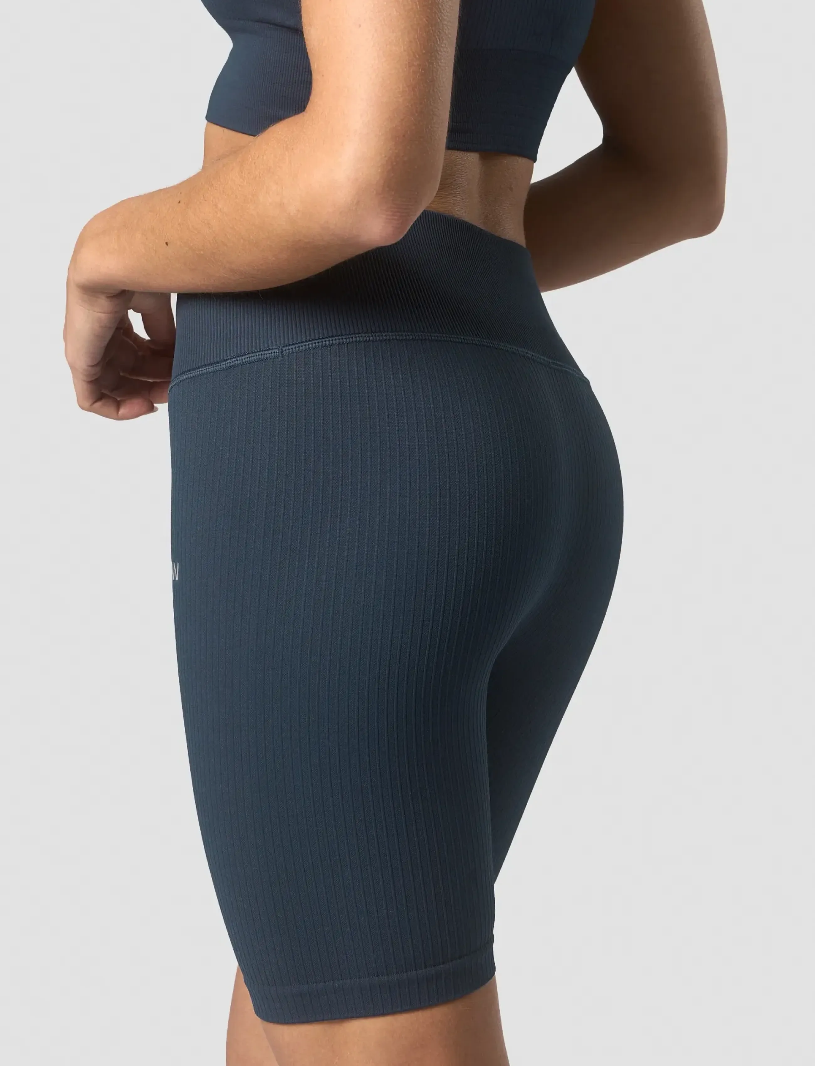 ICANIWILL - Ribbed Define Seamless Biker Shorts - 1/2 længde - dk teal - 5