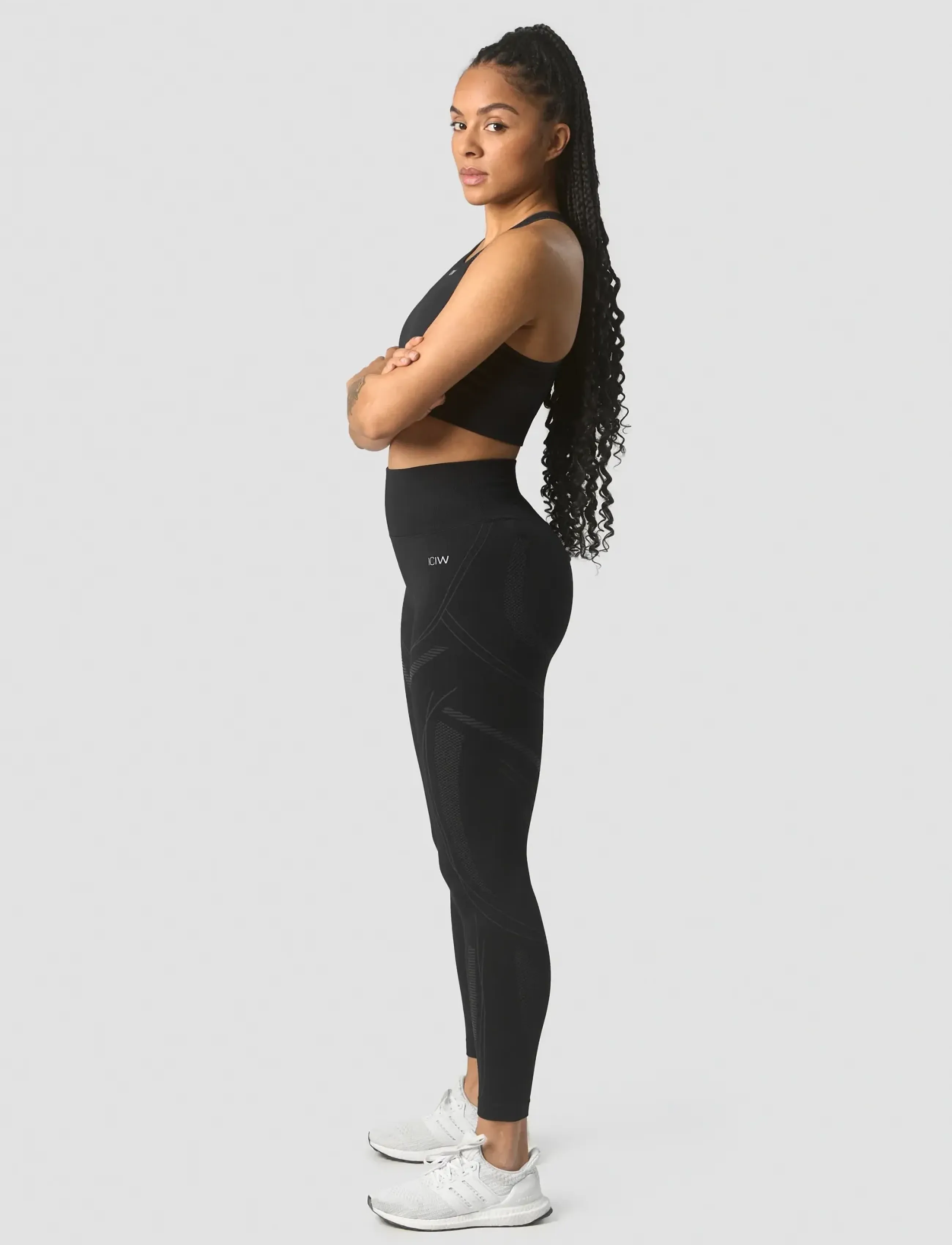 ICANIWILL - Ultra Seamless Sports Bra Wmn - laveste priser - black - 4