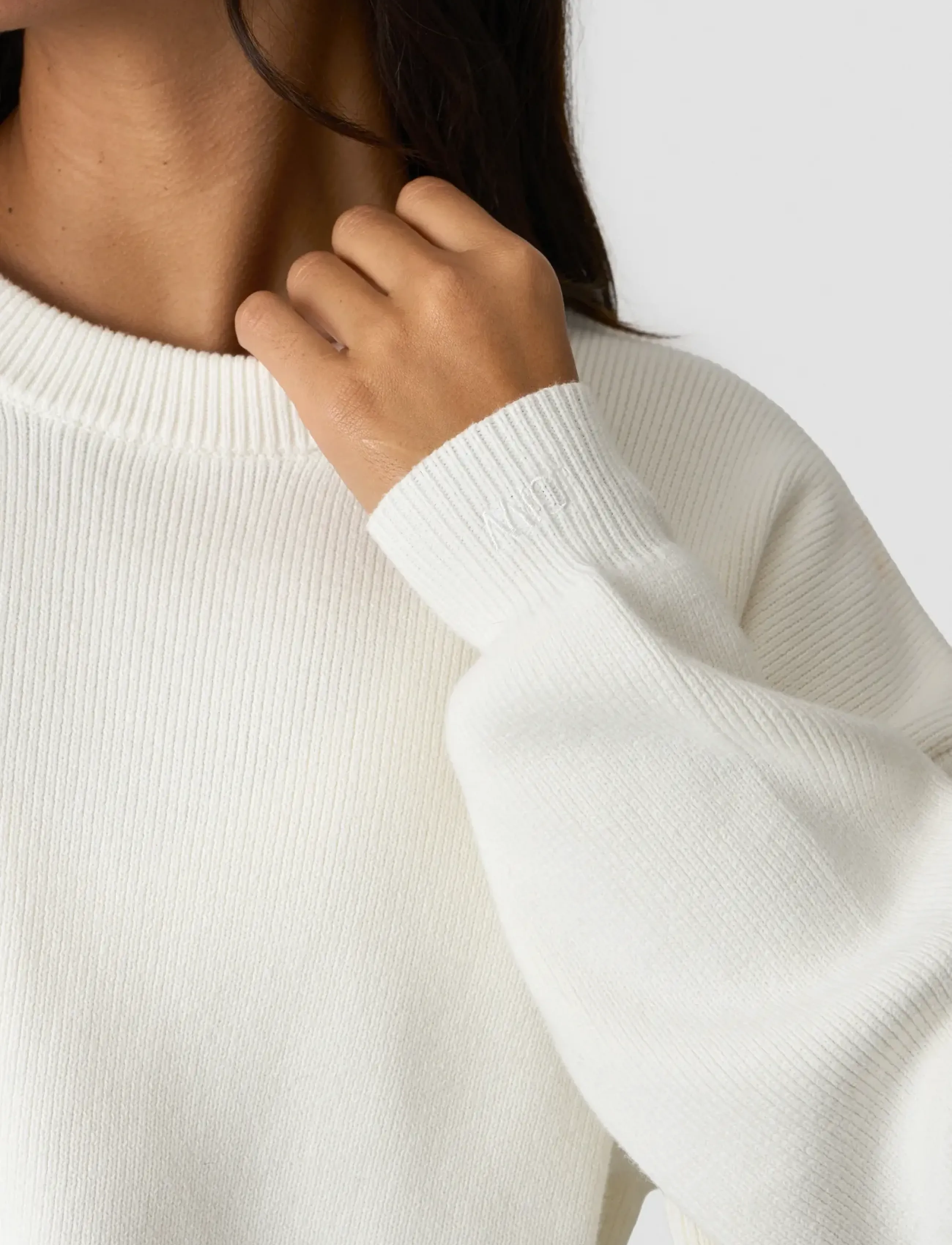 ICANIWILL - Soft Knit Oversized Cropped Crewneck - white - 5