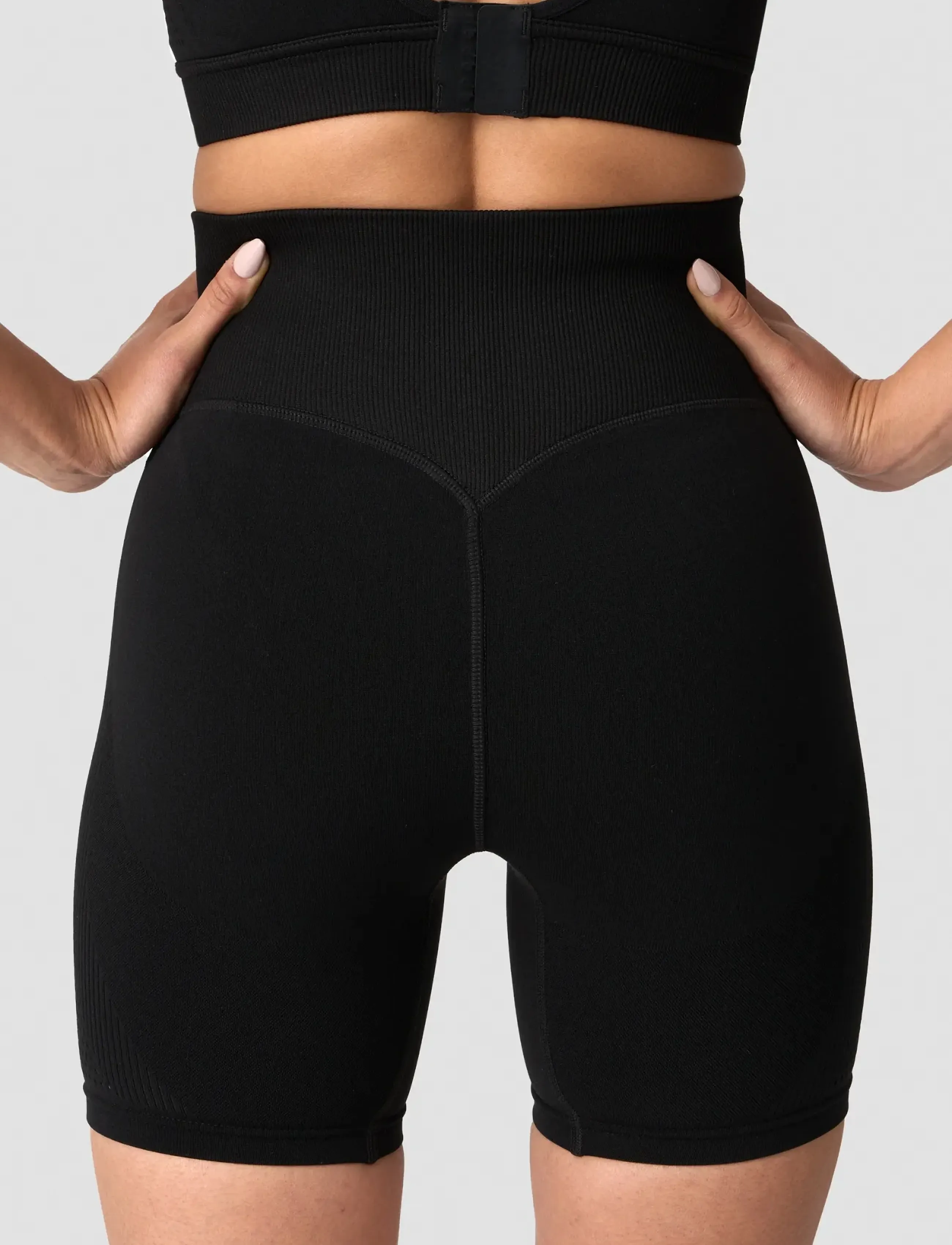 ICANIWILL - Force Warpknit Biker Shorts W - 1/2 længde - black - 3