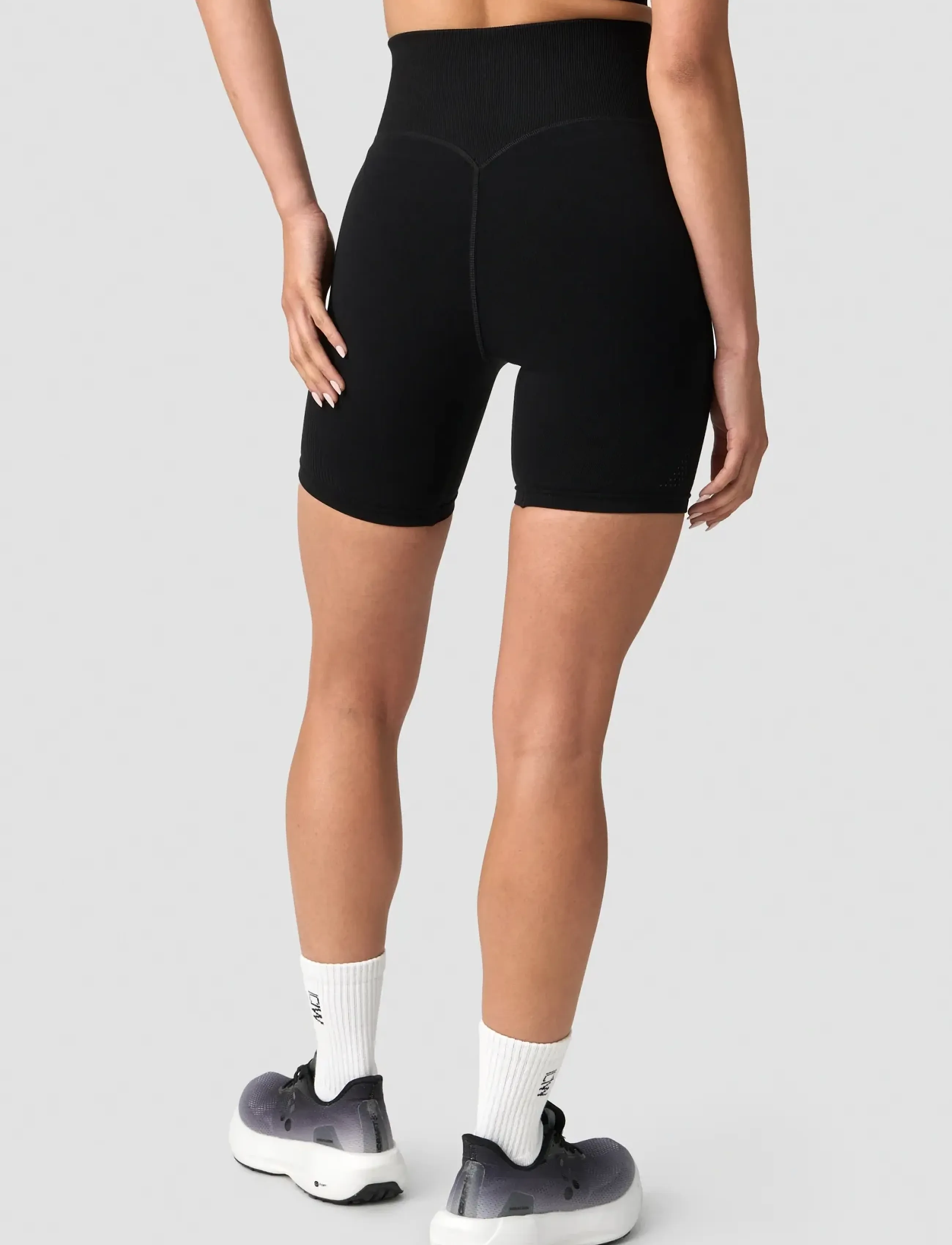 ICANIWILL - Force Warpknit Biker Shorts W - 1/2 længde - black - 4