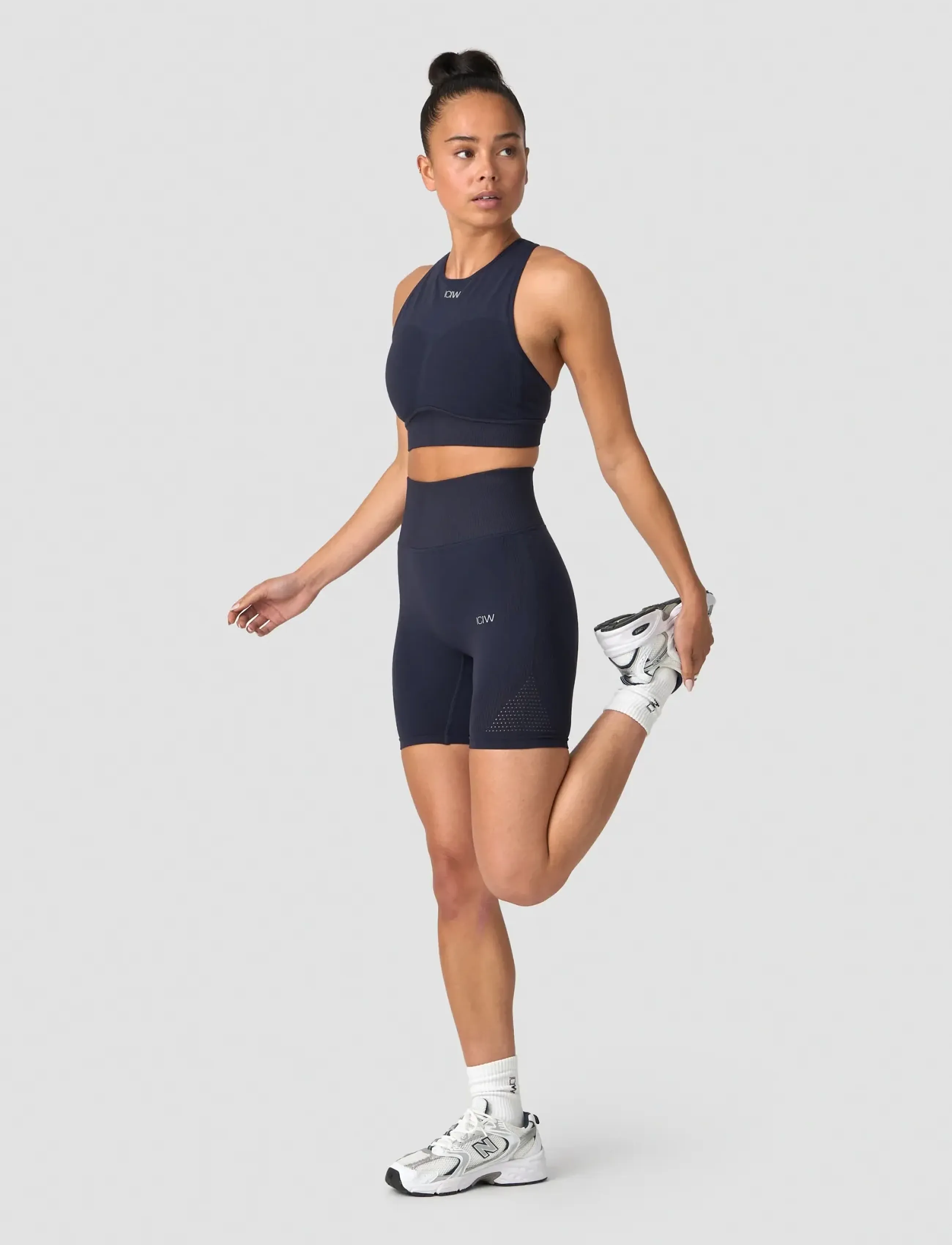 ICANIWILL - Force Warpknit Biker Shorts W - 1/2 længde - navy - 3