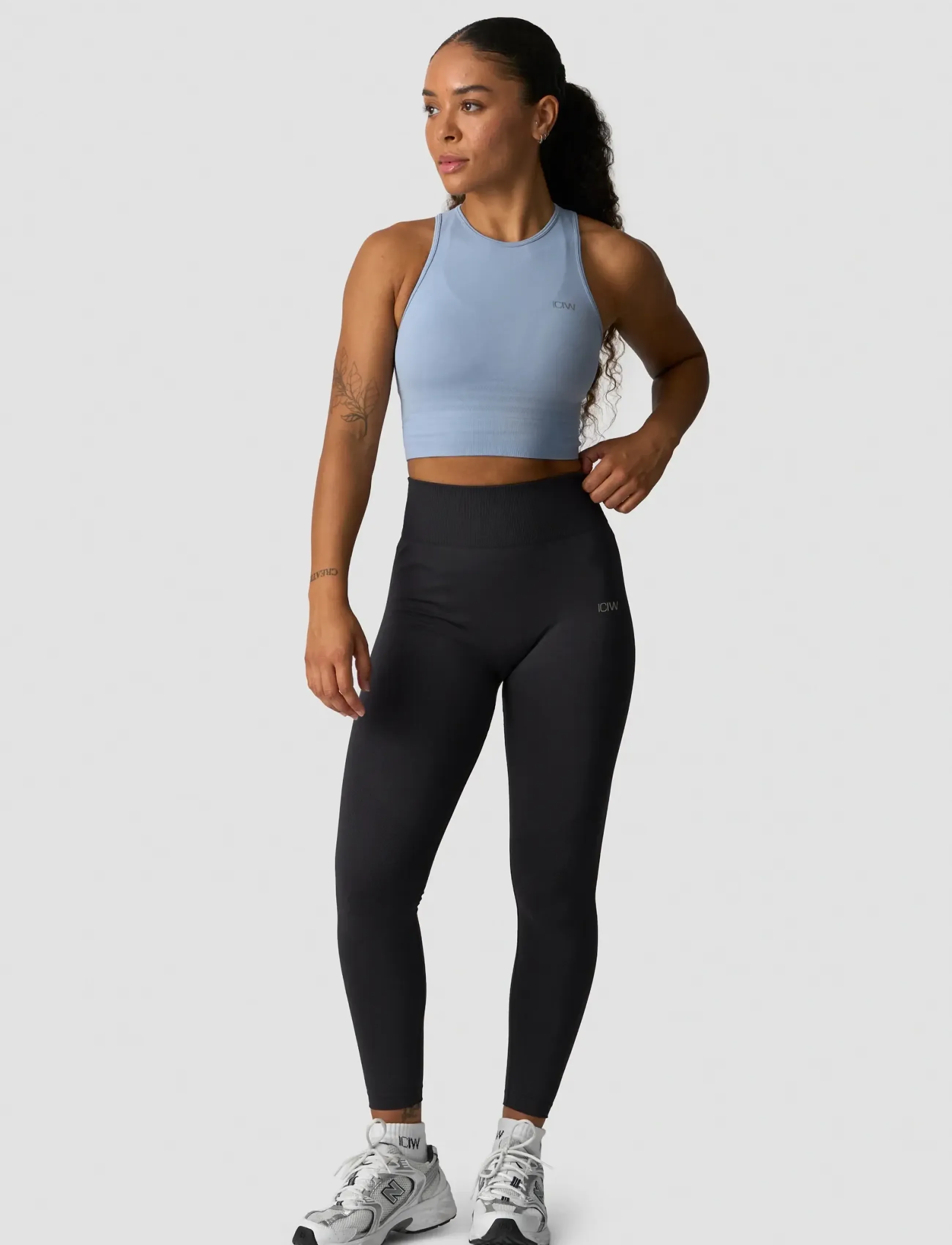 ICANIWILL - Define Seamless Cropped Tank Top-Navy-XS - tank tops - light violet slate - 4