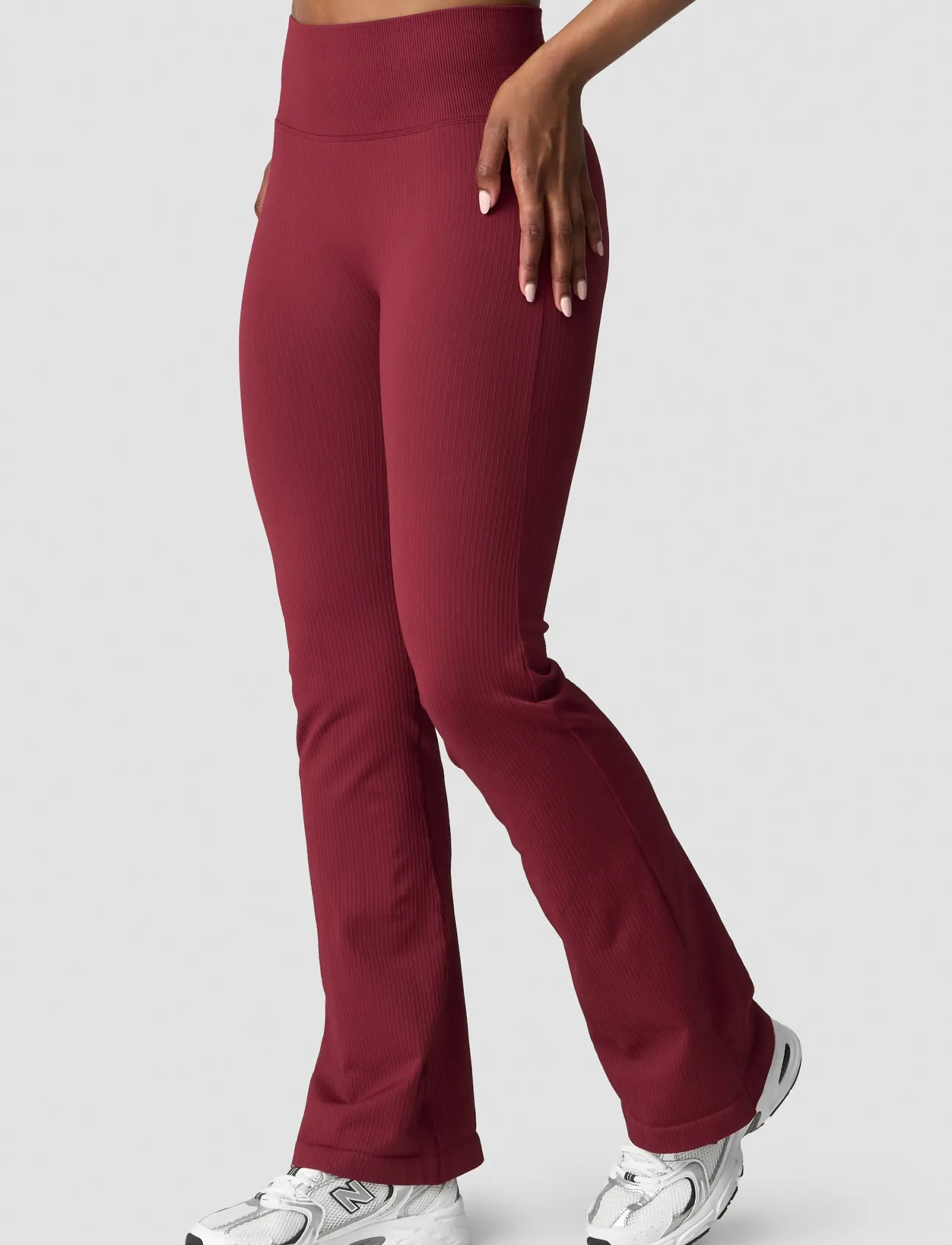 ICANIWILL - Ribbed Define Seamless Flared Tights - volle länge - burgundy - 4