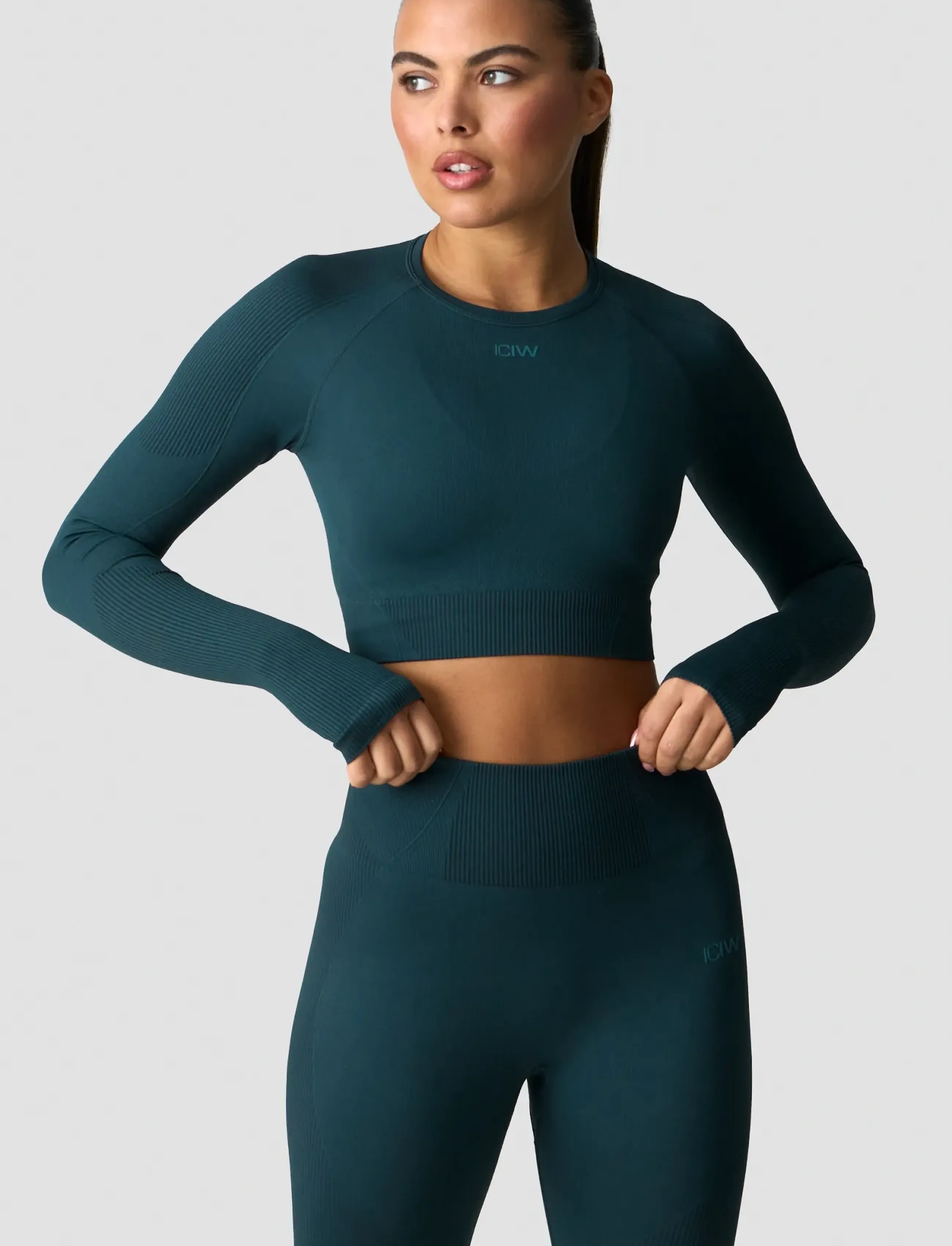 ICANIWILL - Sculpt Seamless Long Sleeve W - crop tops - dark dusty teal - 4