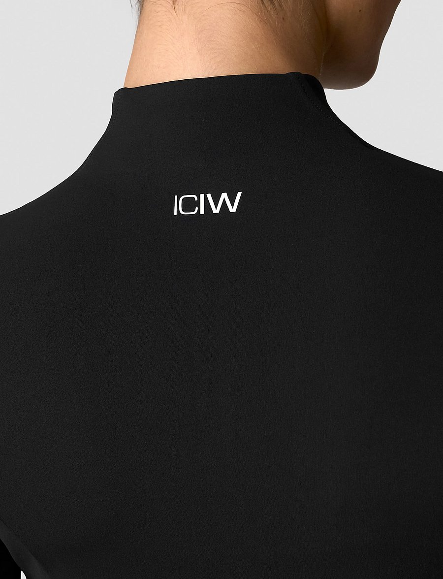 ICANIWILL - Define Seamless Racer Back Sports Bra W - overdeler - black - 5