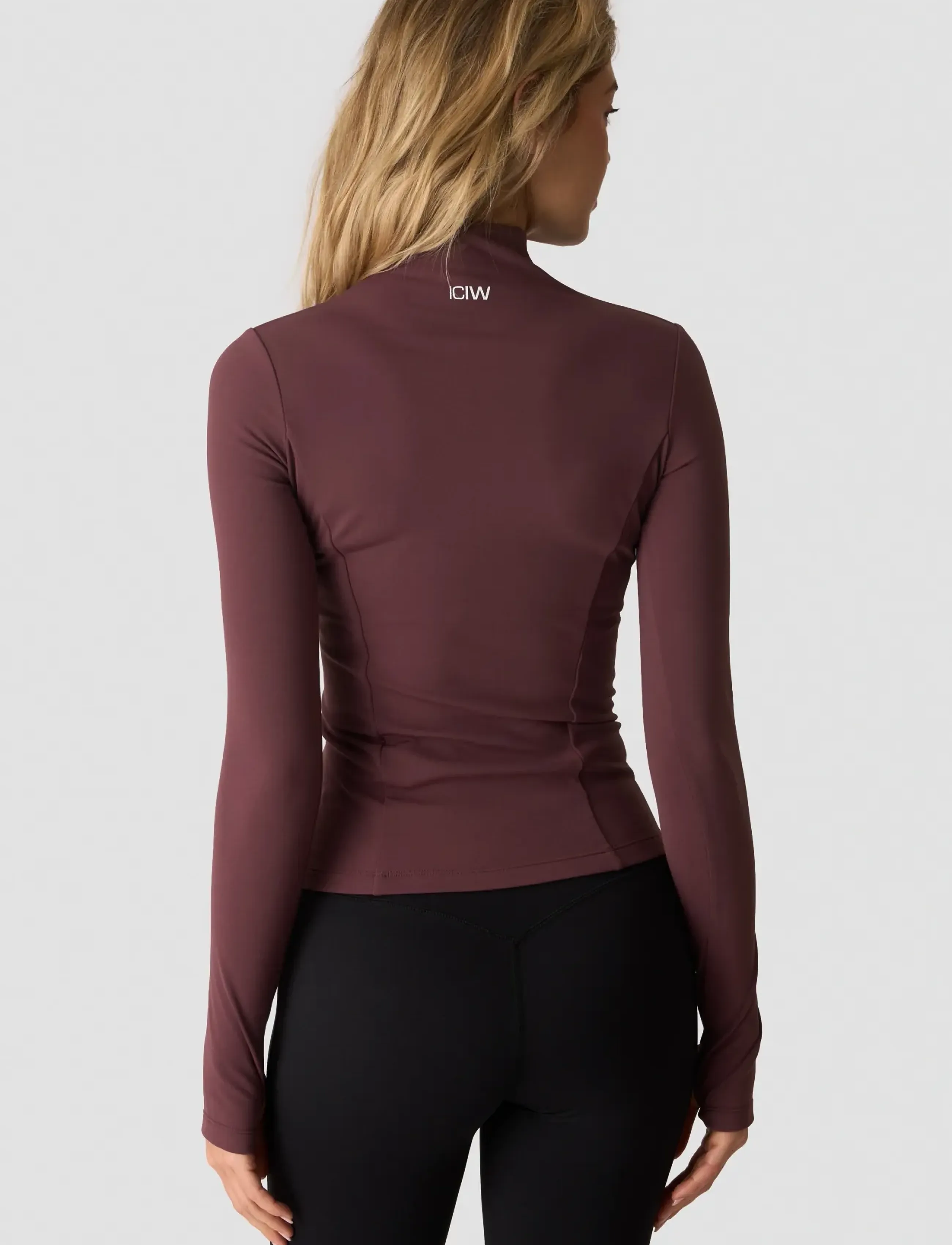 Define Seamless Racer Back Sports Bra W 2