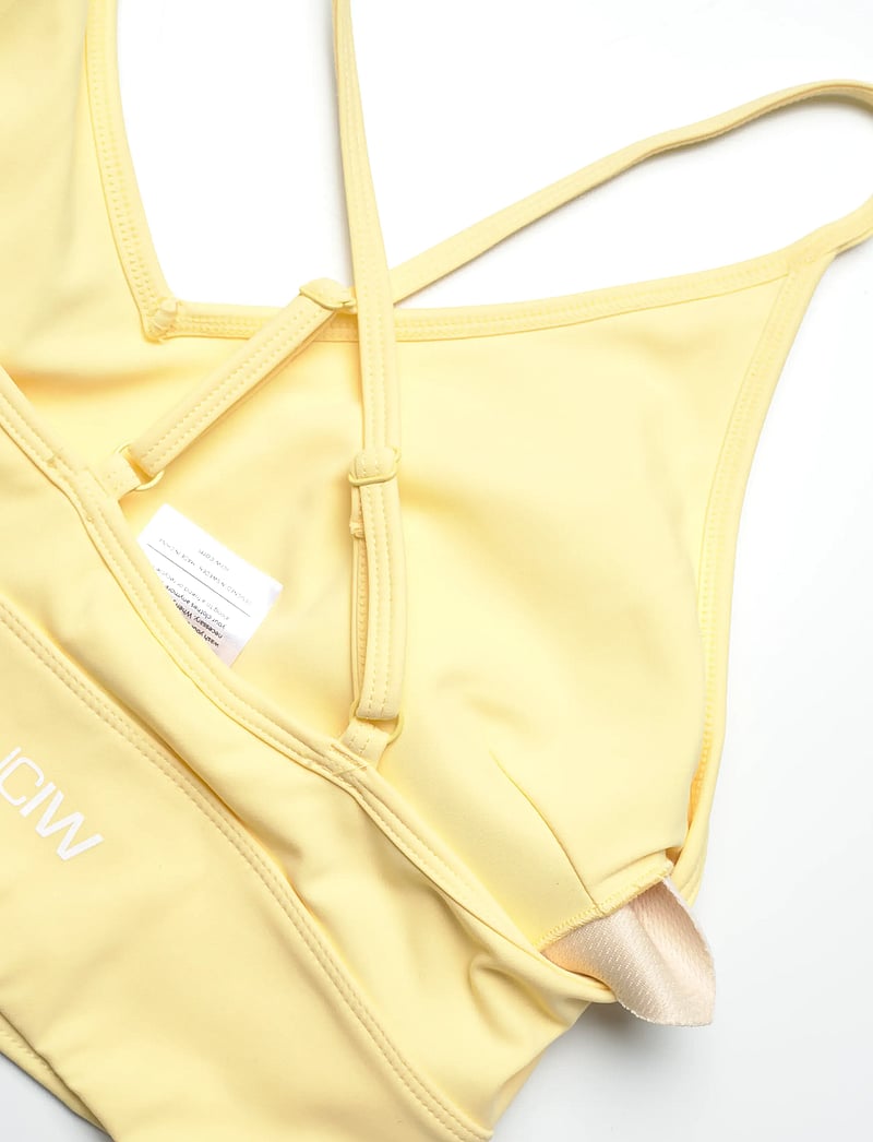 ICANIWILL - Nimble Adjustable Strappy Sports Bra - sport-bhs - fading yellow - 2