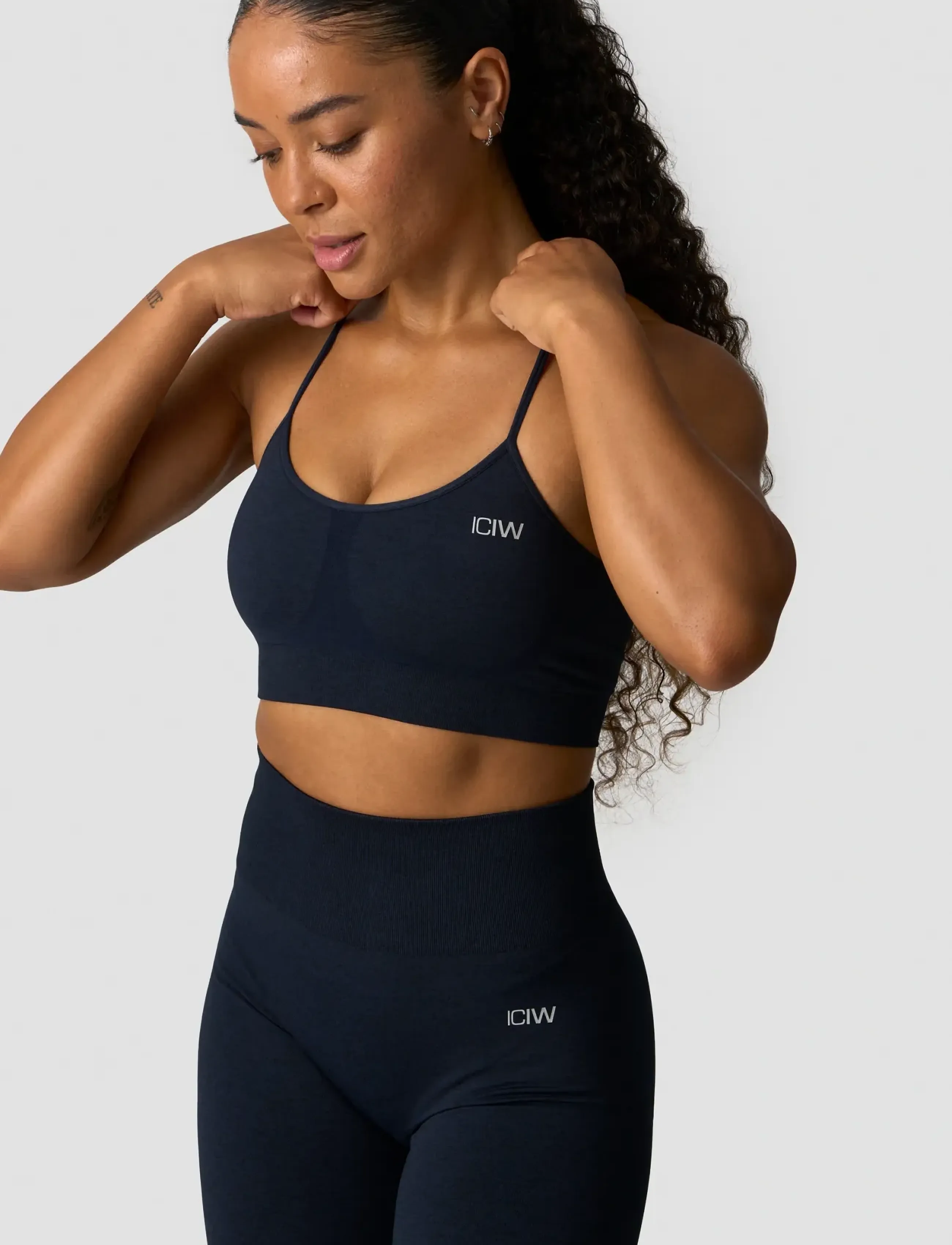 ICANIWILL - Shape Seamless Strappy Sports Bra W - damen - dark navy melange - 3