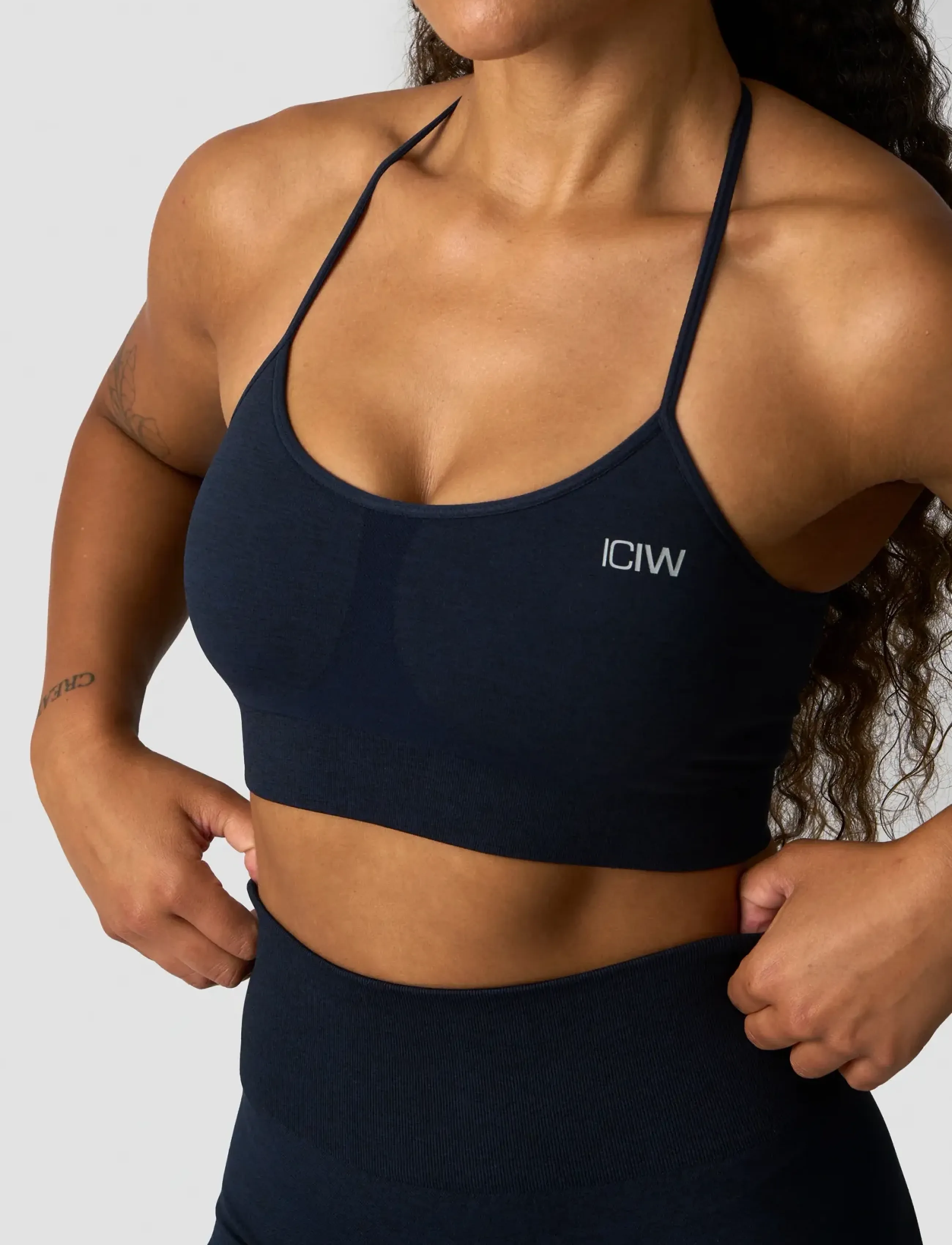 ICANIWILL - Shape Seamless Strappy Sports Bra W - damen - dark navy melange - 4
