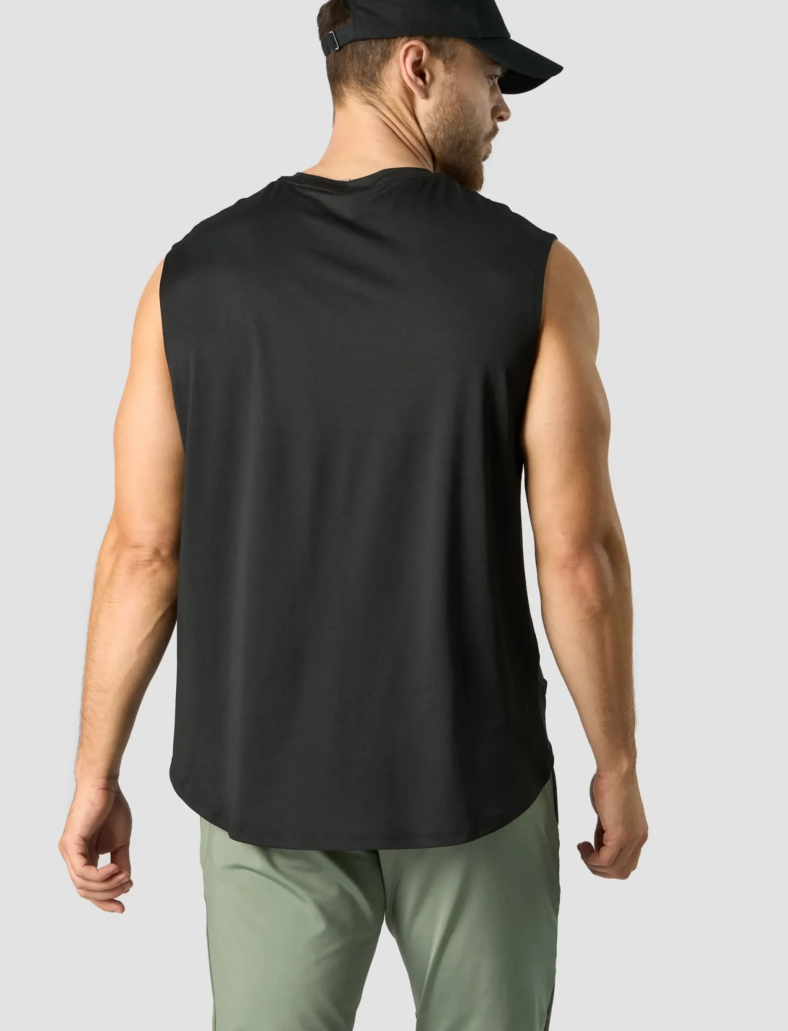 ICANIWILL - Stride Sleeveless T-shirt M - tanktops - black - 3