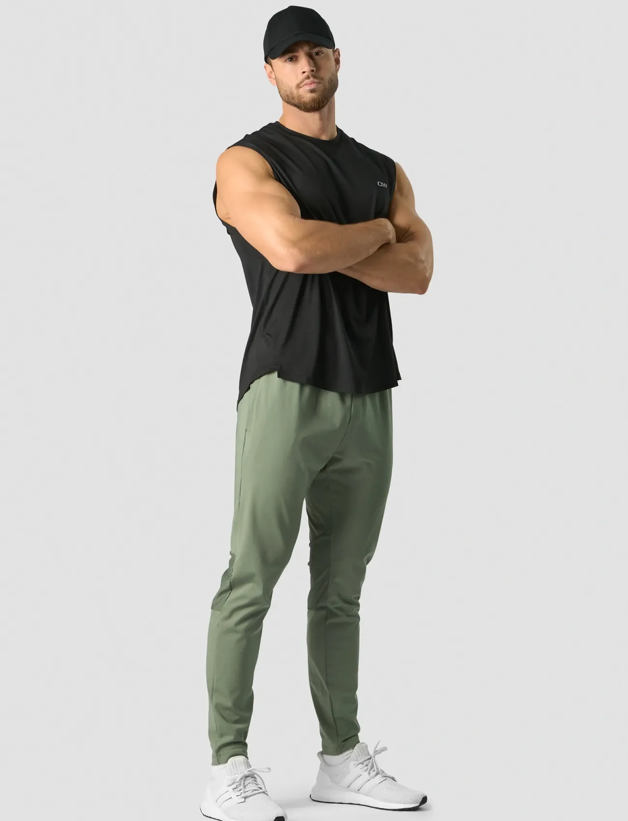 ICANIWILL - Stride Sleeveless T-shirt M - tanktops - black - 4