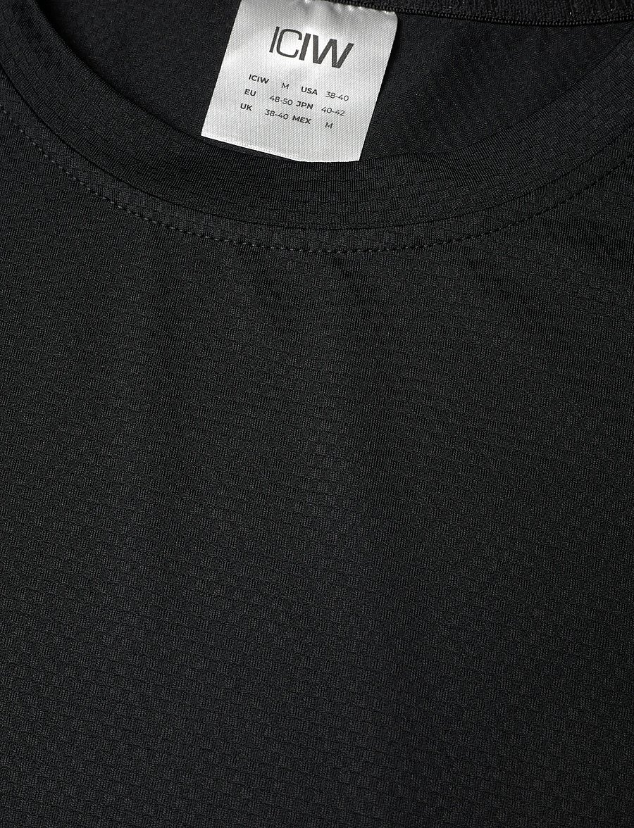 ICANIWILL - Stride Sleeveless T-shirt M - tank tops - black - 5