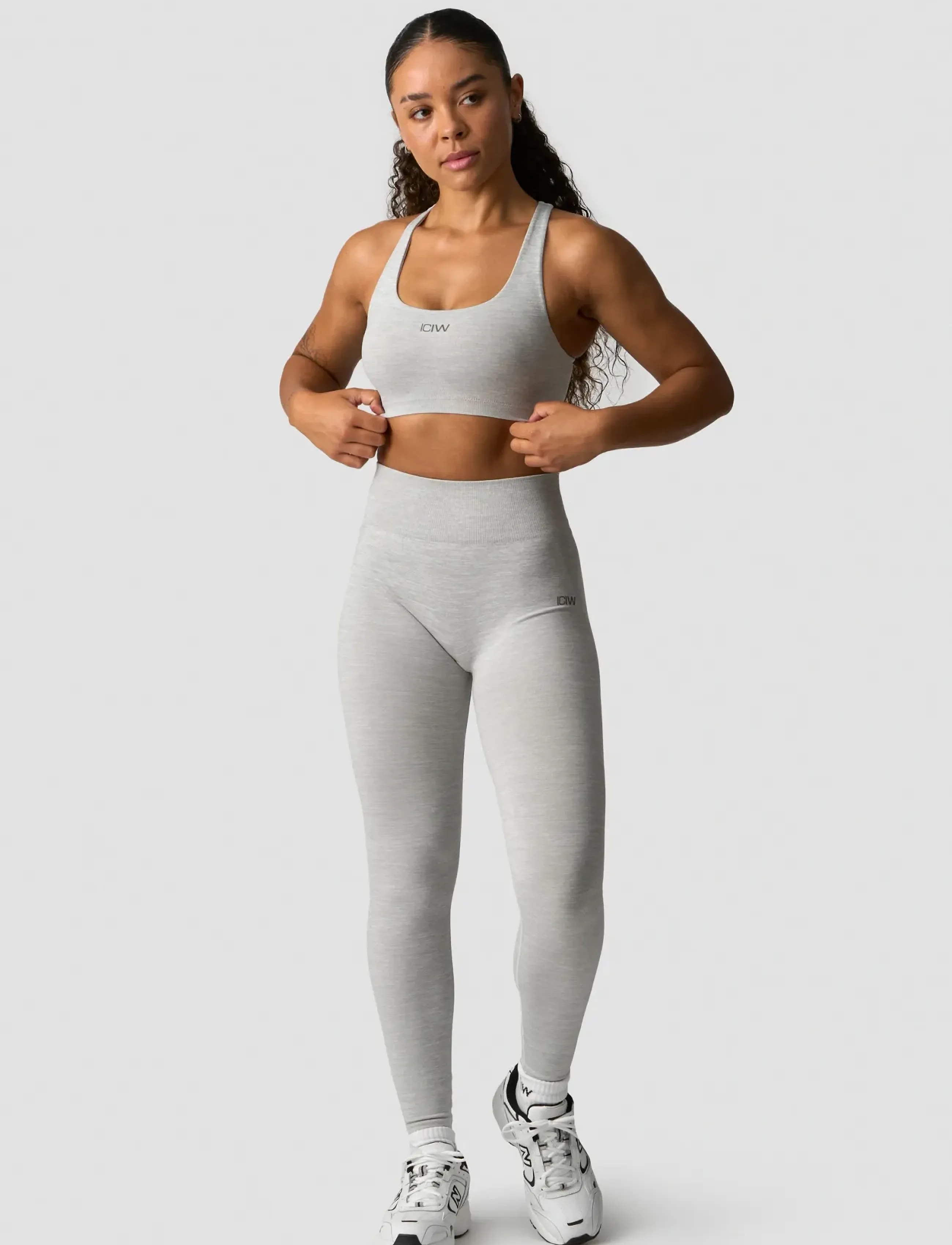 ICANIWILL - Smooth Seamless Sports Bra - sports bh'er: lav støtte - light grey melange - 4