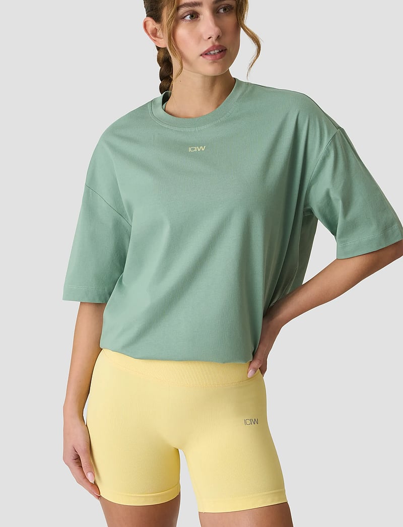 ICANIWILL - Everyday Oversized Cotton T-shirt Print W - t-shirts - light moss green - 3