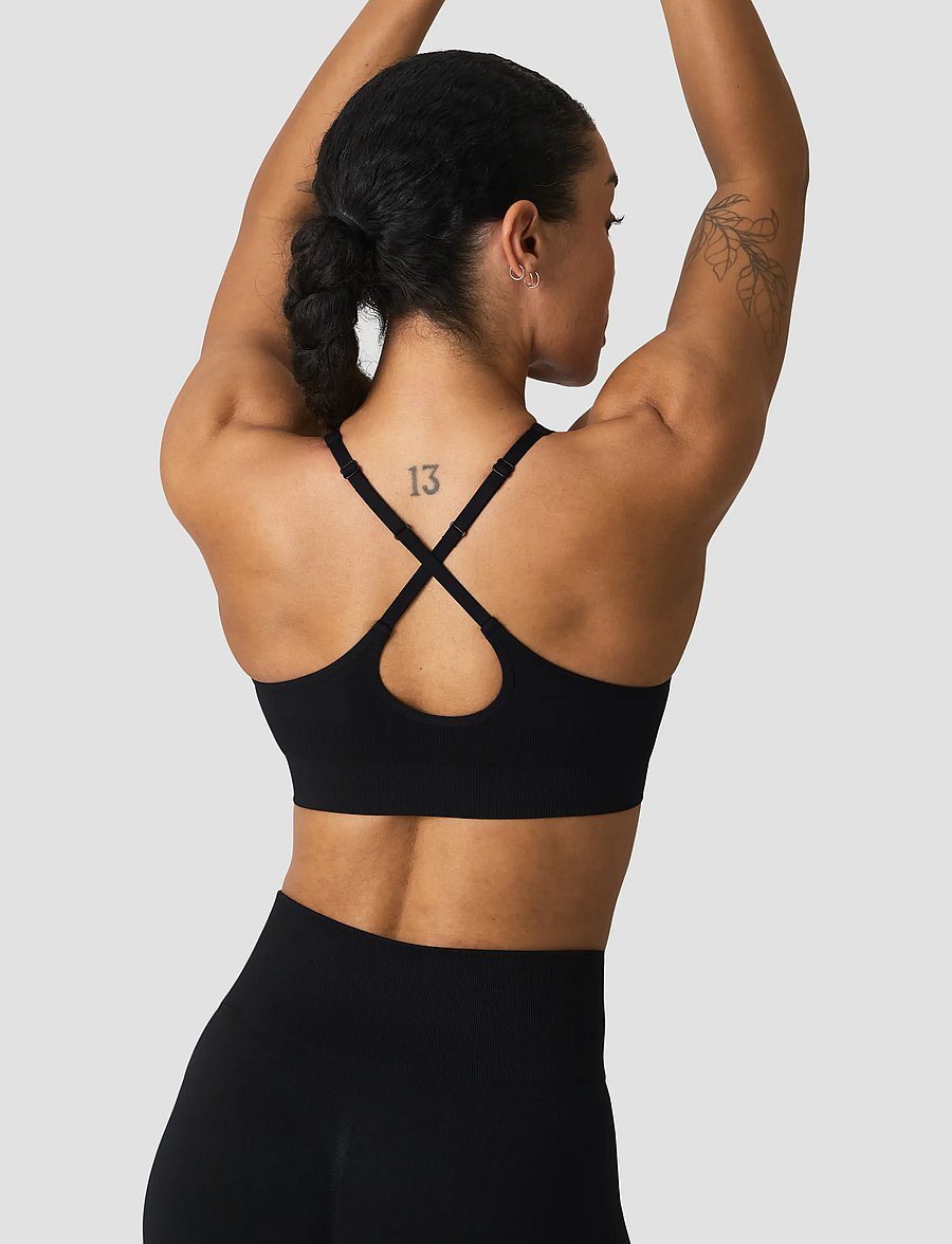ICANIWILL - Sculpt Seamless V-neck Sports Bra - sport-bhs - black - 3