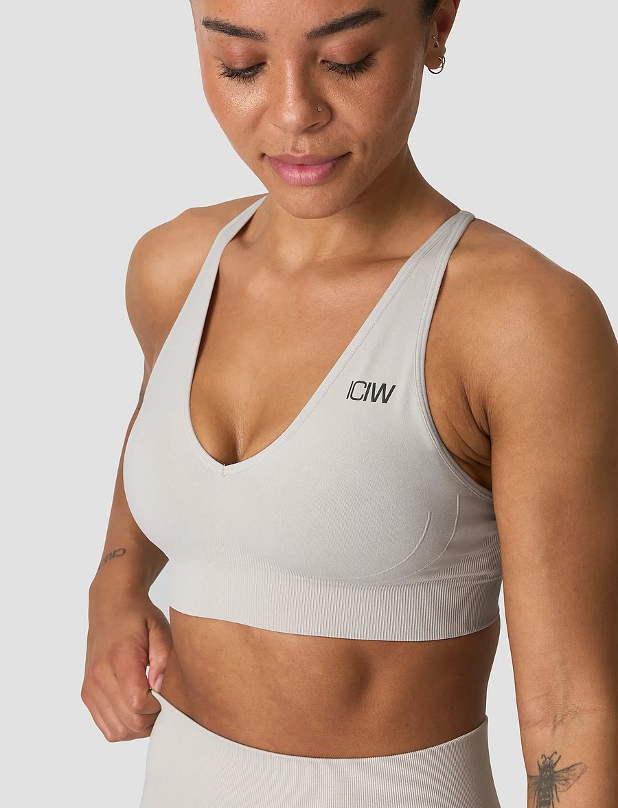 ICANIWILL - Sculpt Seamless V-neck Sports Bra - sport brjóstahaldarar - light dusty beige - 0