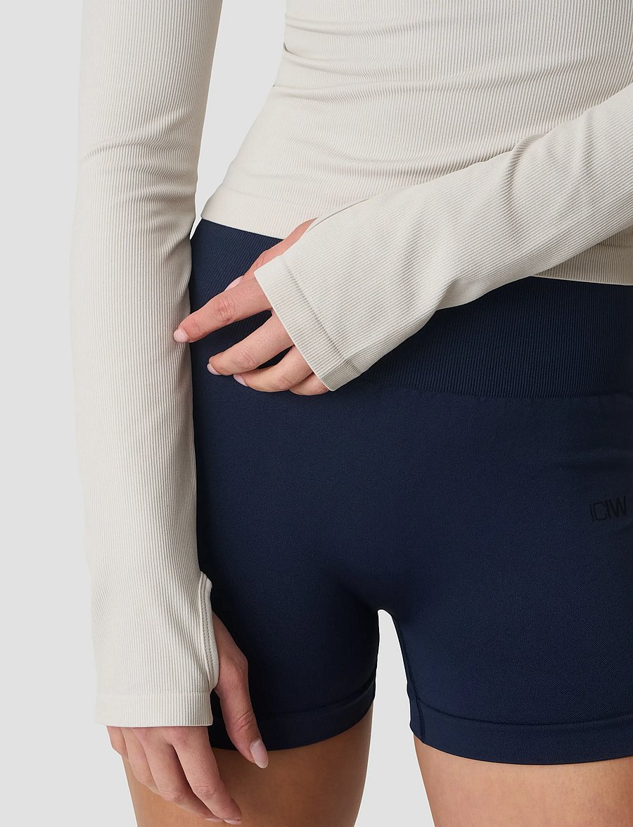 ICANIWILL - Sculpt Seamless Ribbed LS W - pikkade varrukatega alussärgid - light dusty beige - 5
