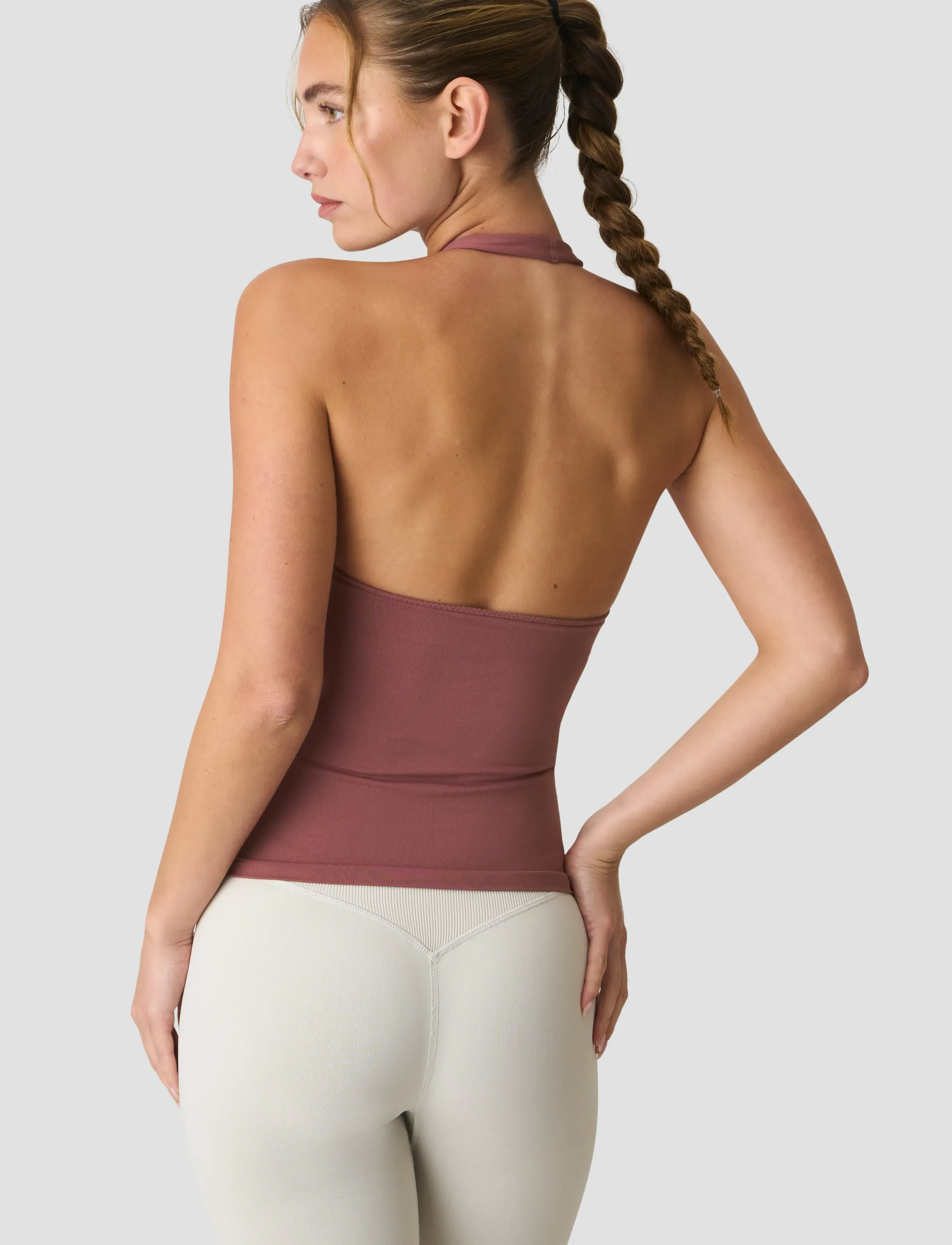 ICANIWILL - Define Seamless Halter Neck Tank W - toppar & t-shirts - calm red - 3