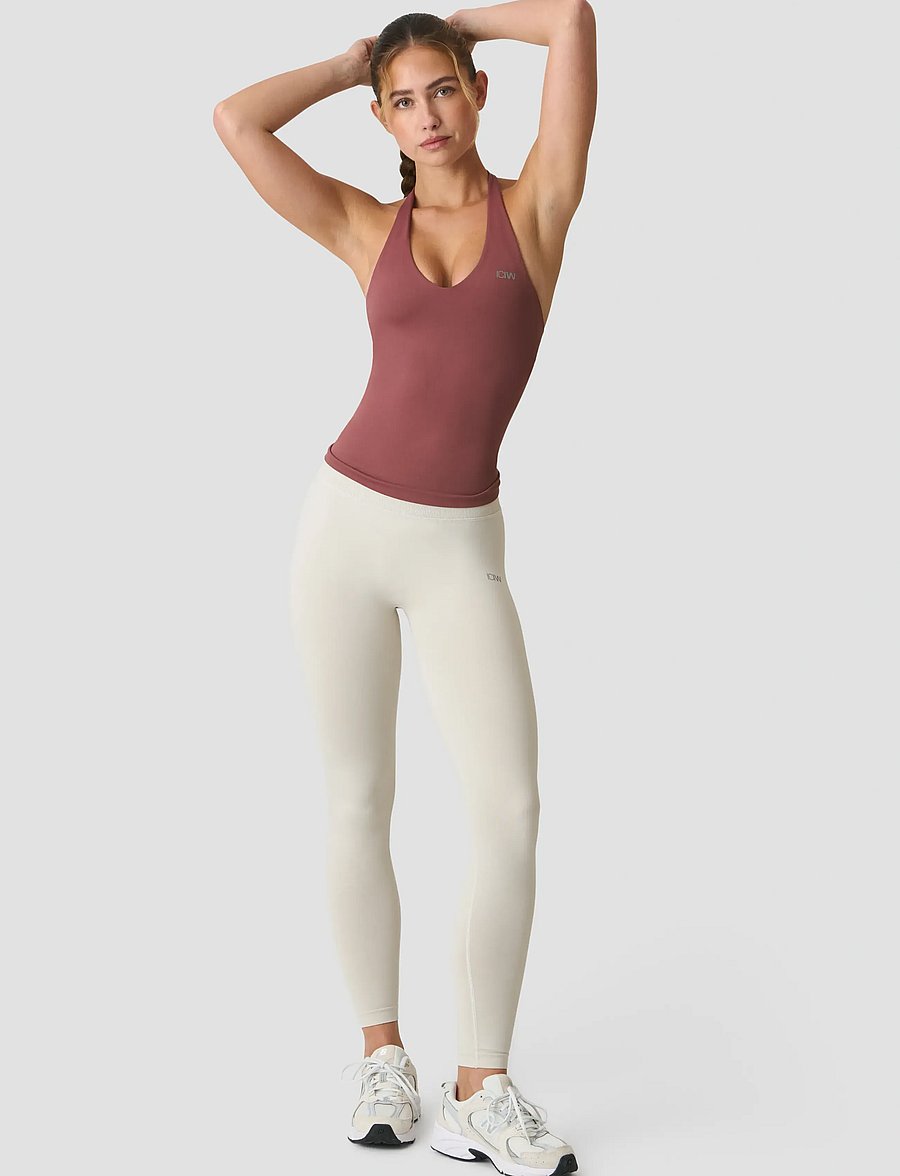 ICANIWILL - Define Seamless Halter Neck Tank W - toppar & t-shirts - calm red - 5