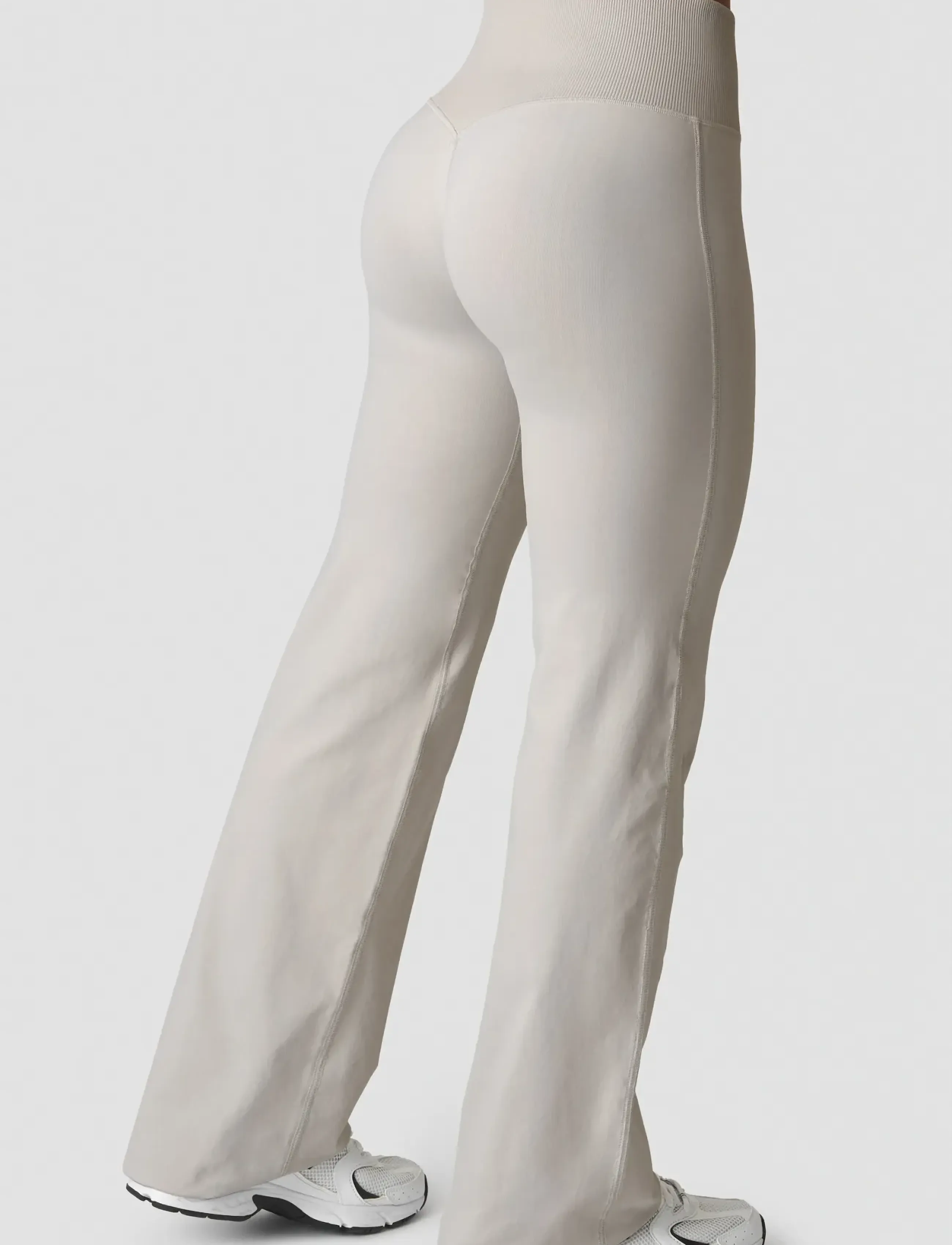 ICANIWILL - Define Seamless Straight Pants W - joggingbukser - light dusty beige - 3