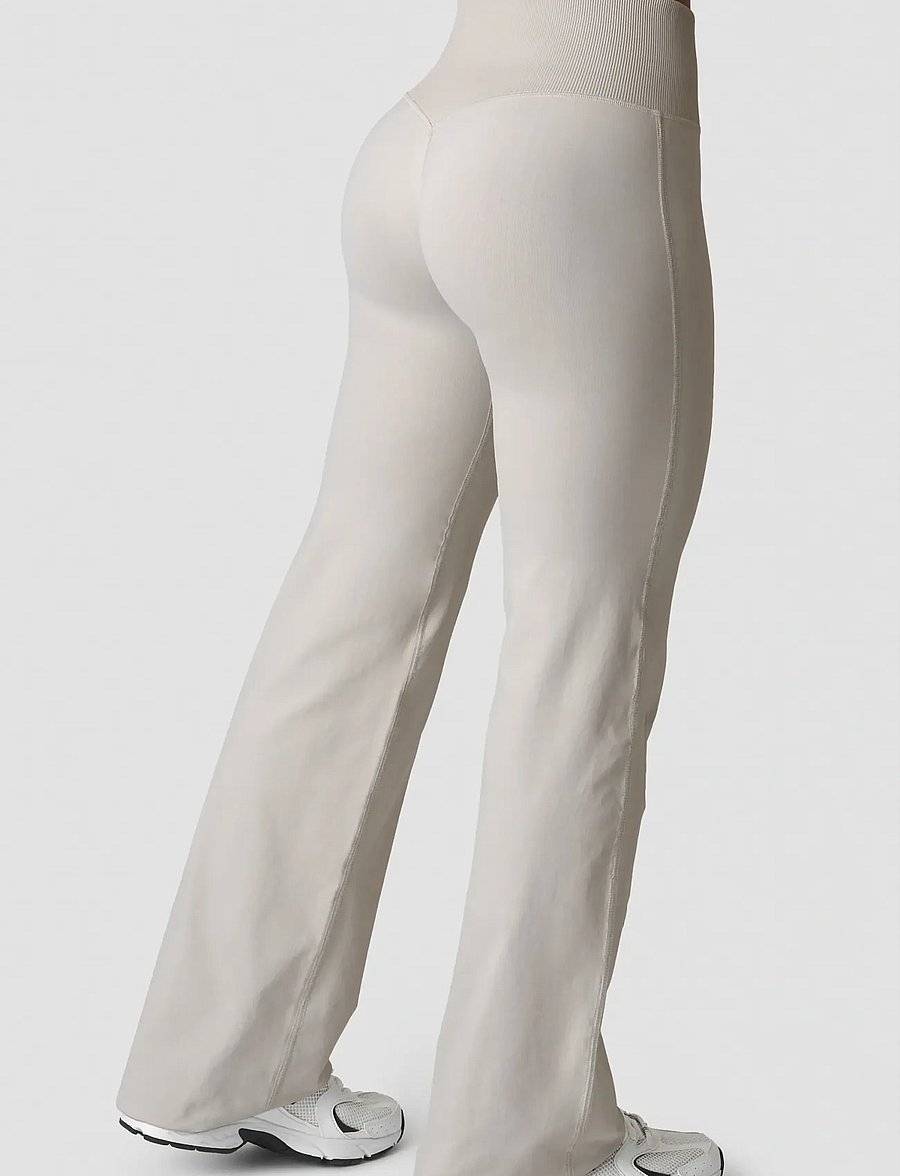 ICANIWILL - Define Seamless Straight Pants W - joggingbukser - light dusty beige - 3