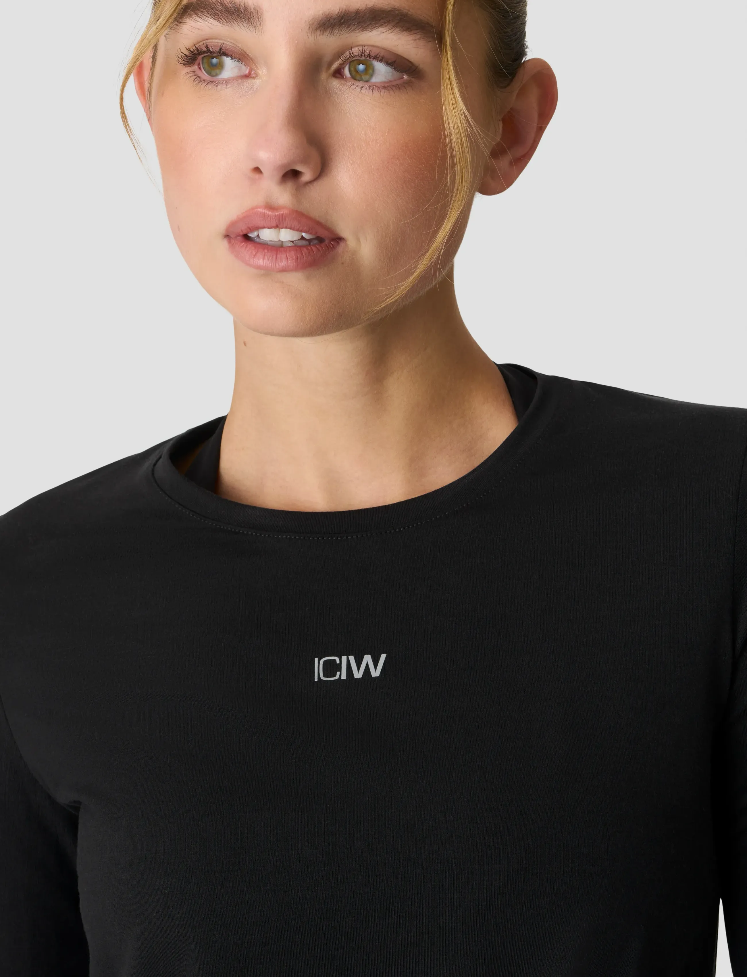 ICANIWILL - Define Loose Long Sleeve W - pitkähihaiset topit - black - 5