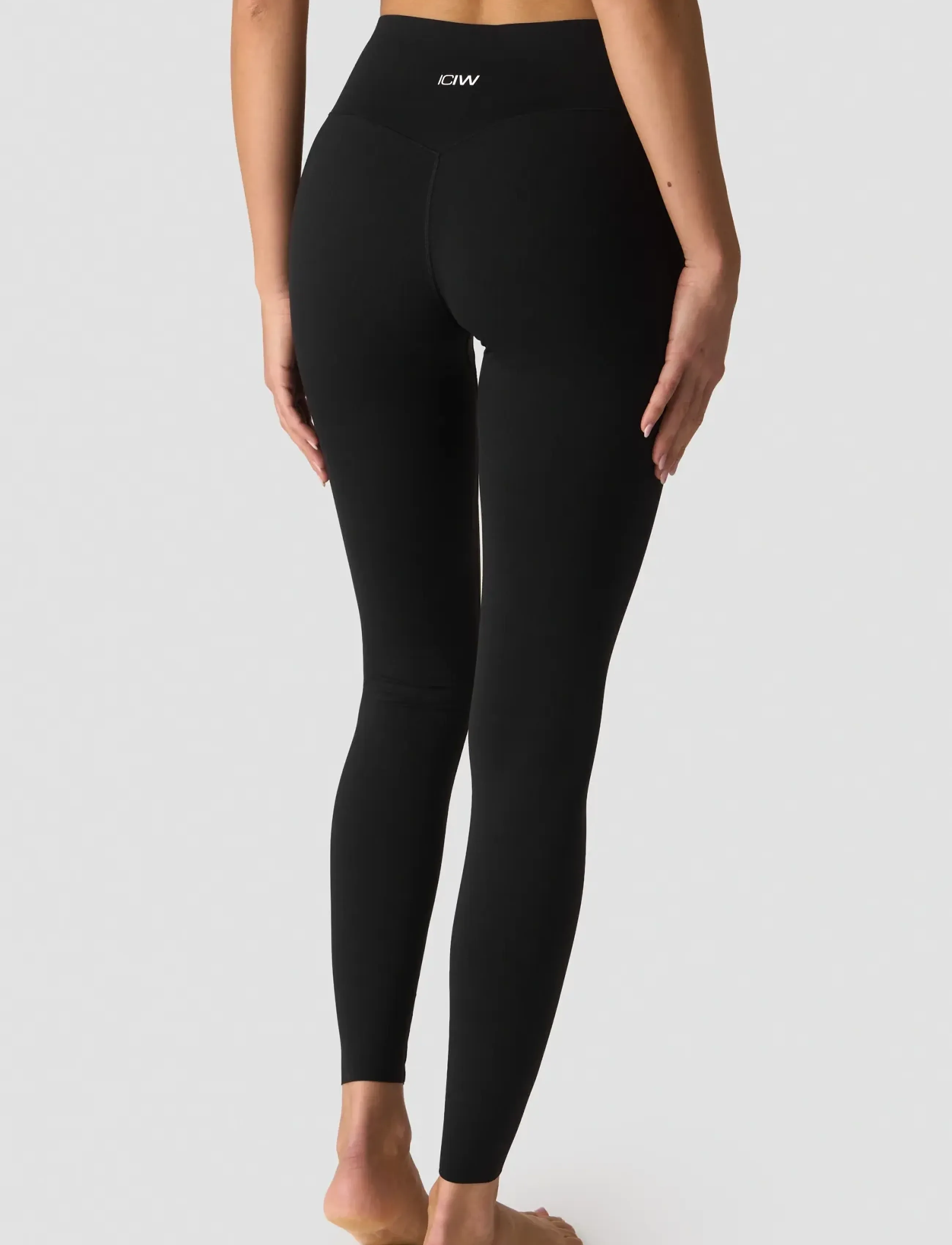 ICANIWILL - Nimble V-Shape No-rise Tights W - fuld længde - black - 3