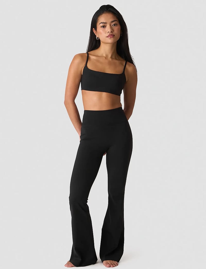ICANIWILL - Nimble No-rise Flared Tights Petit W - full längd - black - 4