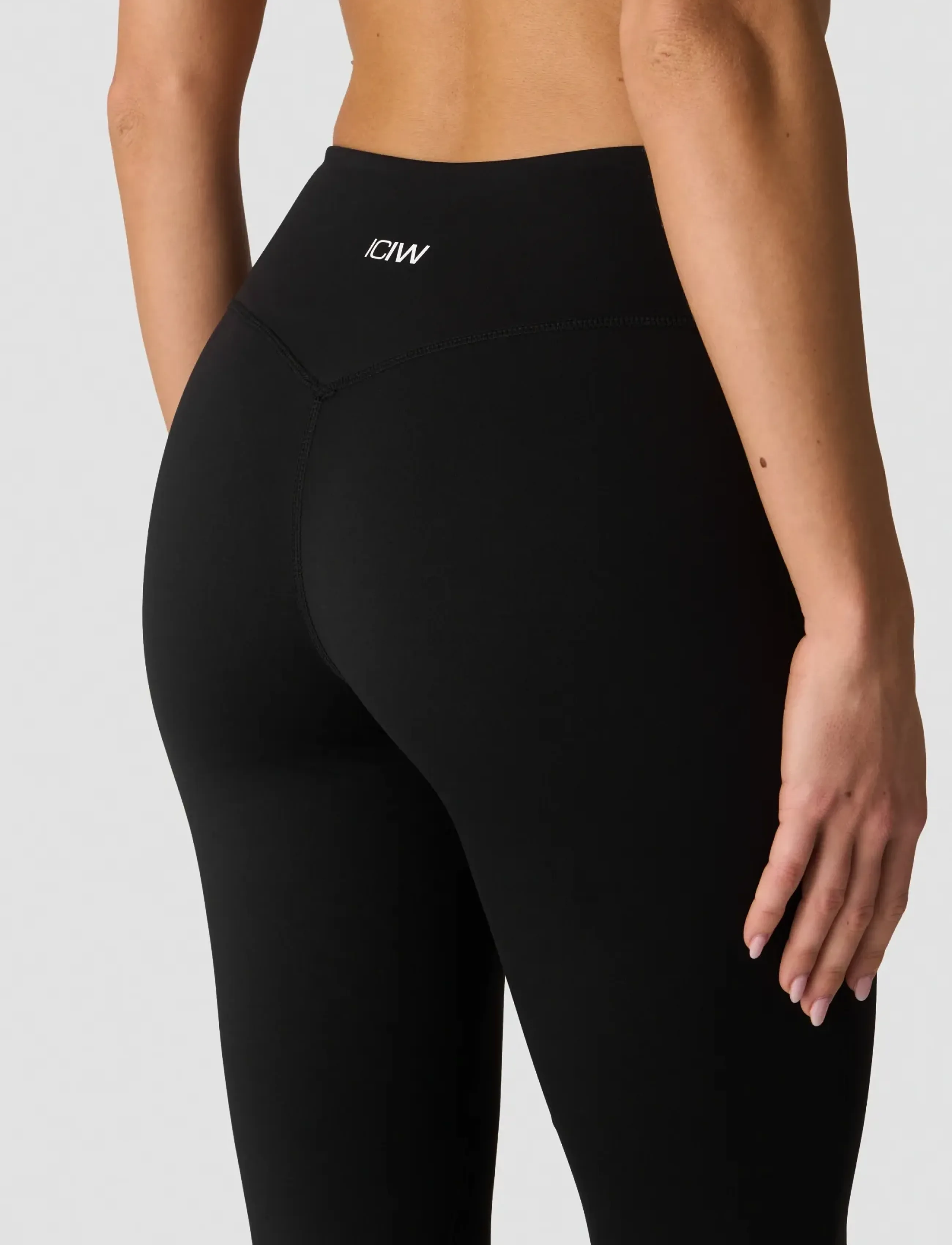 ICANIWILL - Nimble No-rise Flared Tights Tall  W - training tights - black - 4