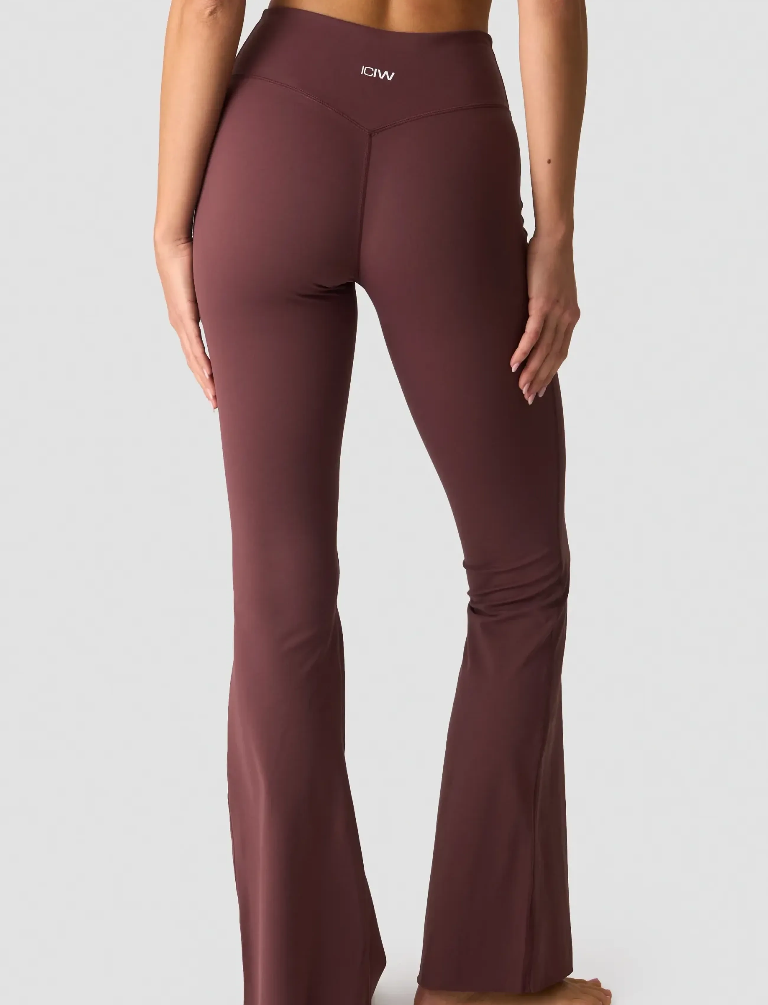ICANIWILL - Nimble No-rise Flared Tights Tall  W - trainingstights - dull berry red - 3