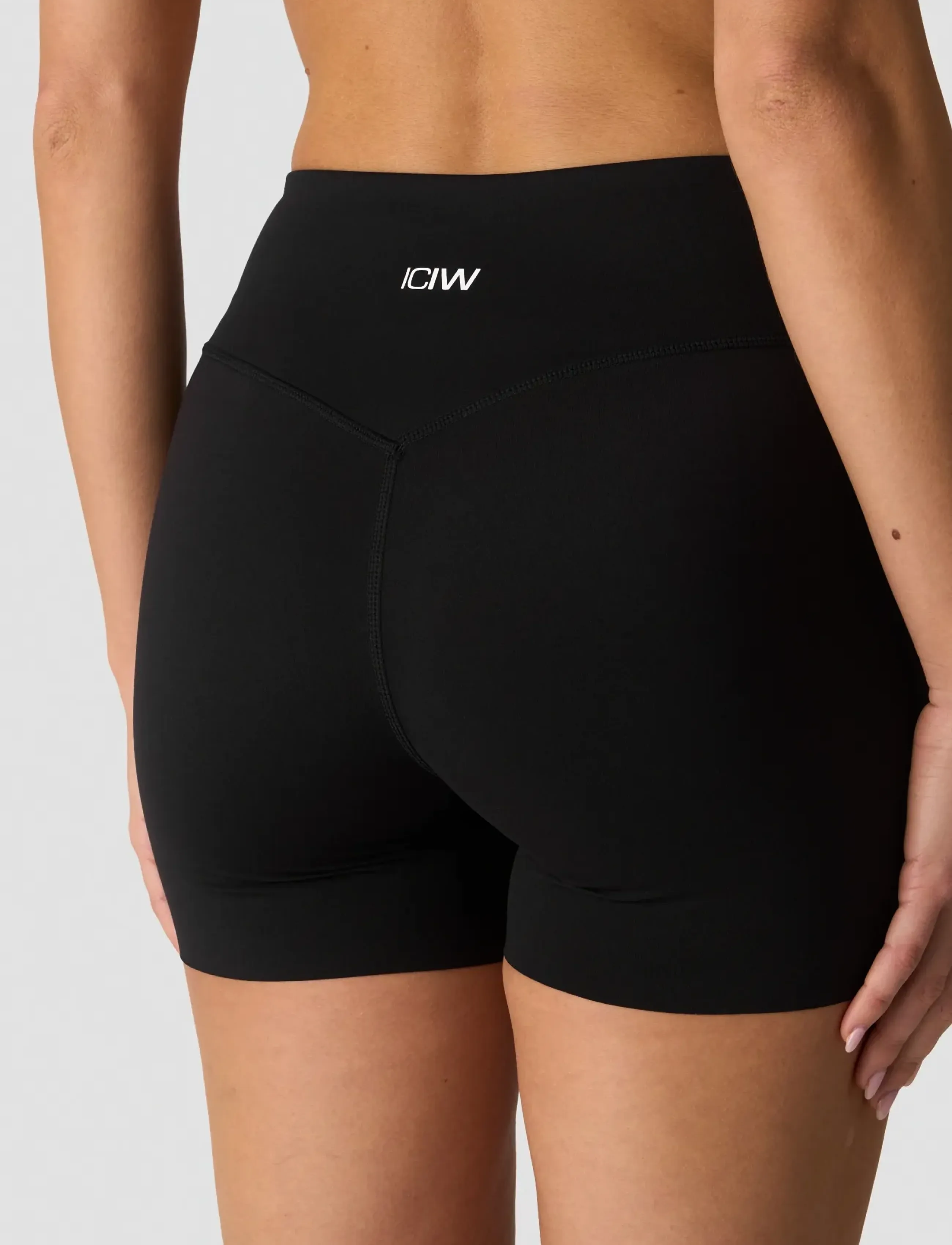 ICANIWILL - Nimble Midi Shorts Tights W - träningsshorts - black - 4