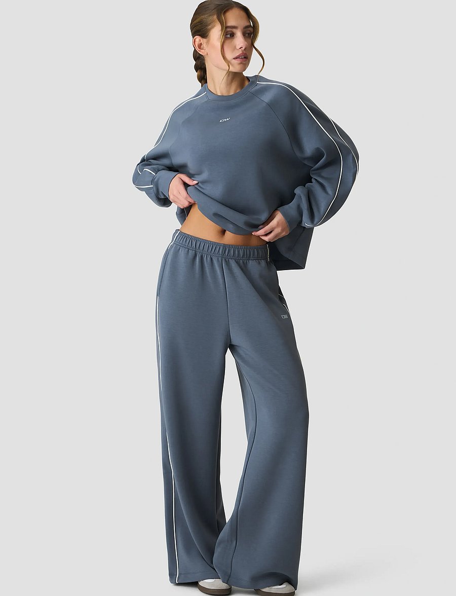 ICANIWILL - Contrast Crewneck W - sweatshirts - misty blue - 5